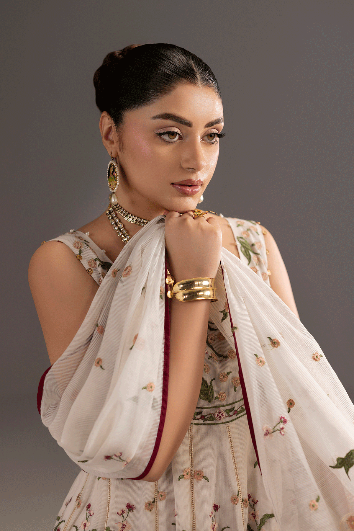 Elegant Glow