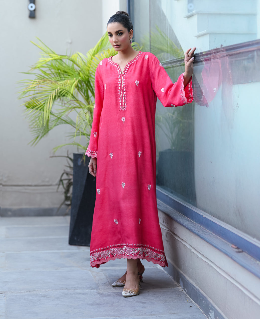 CBR 139 Fuchsia Bloom – Embroidered Kaftan