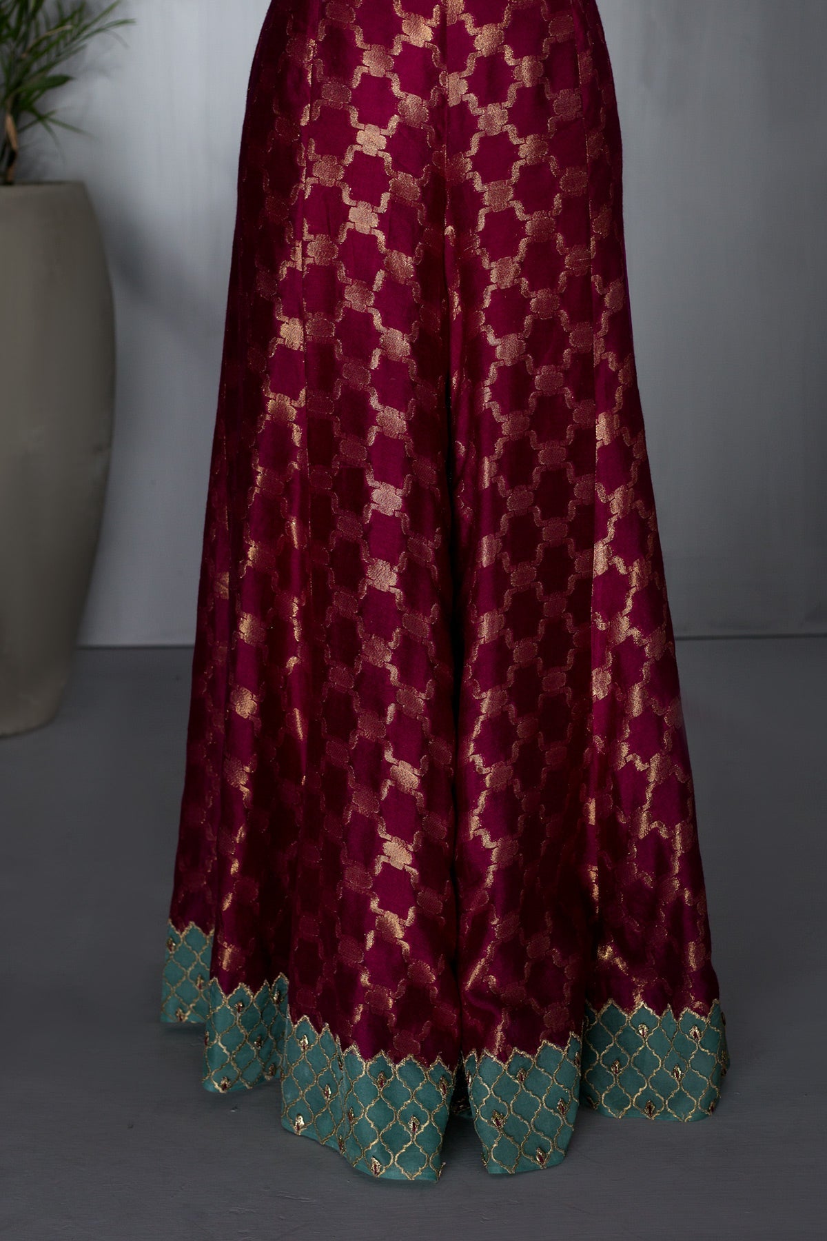 NAGEEN PANTS