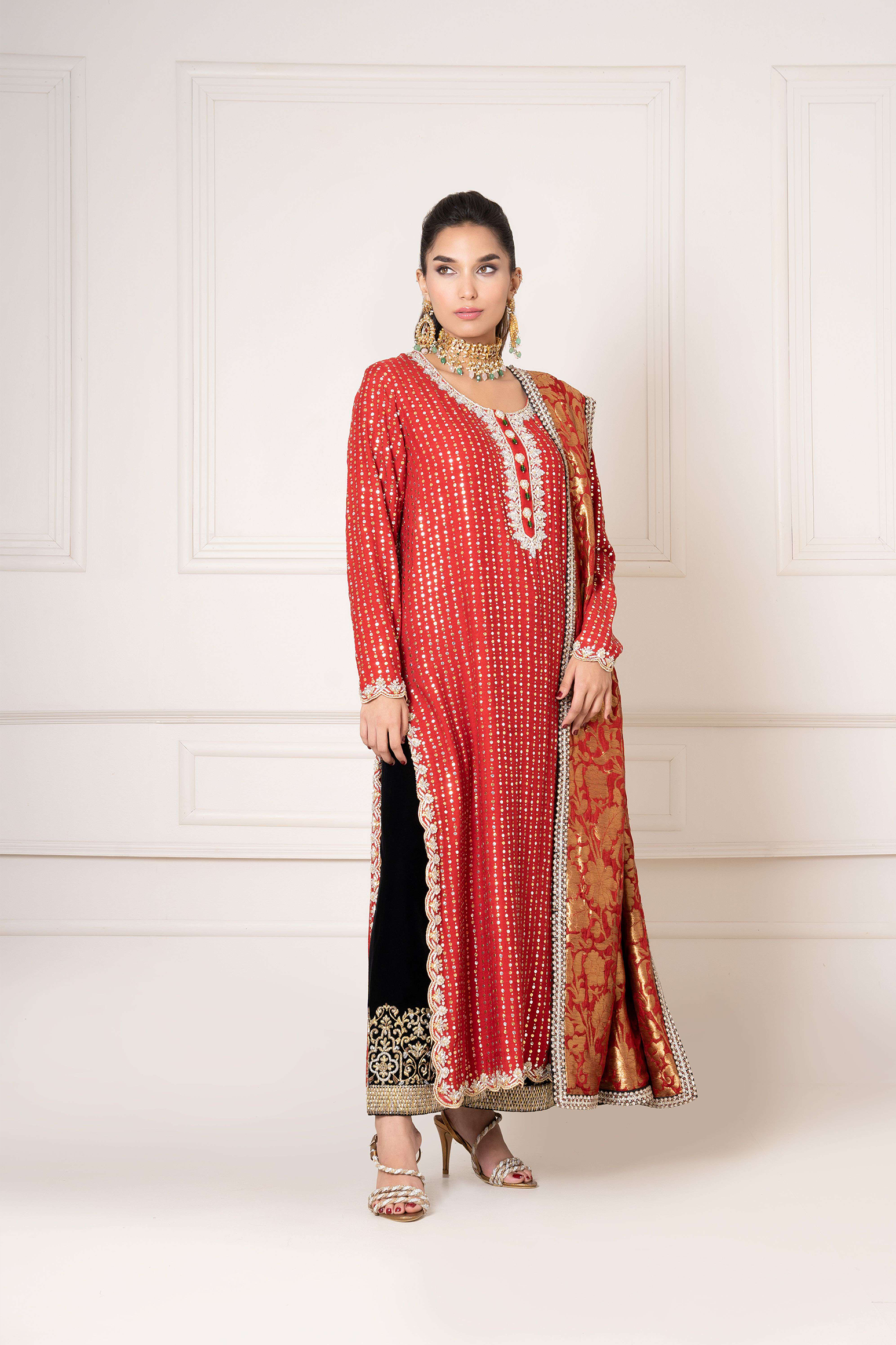 Garnet Kamdani Tunic with Velvet Izaar and Kamkhaab Chaadar