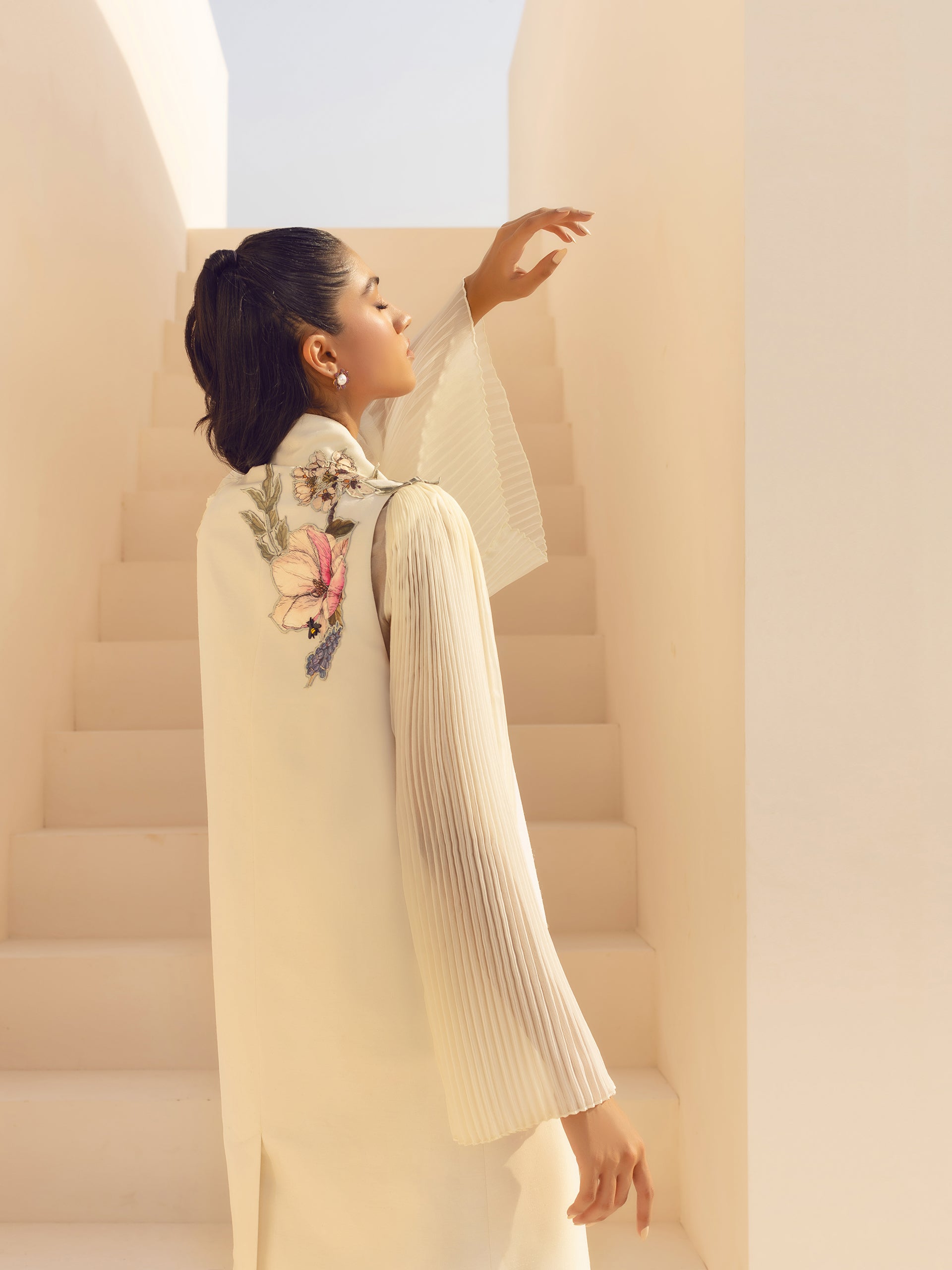https://cdn.shopify.com/s/files/1/0768/4872/6205/files/Gigi-2.jpg?v=1777655609