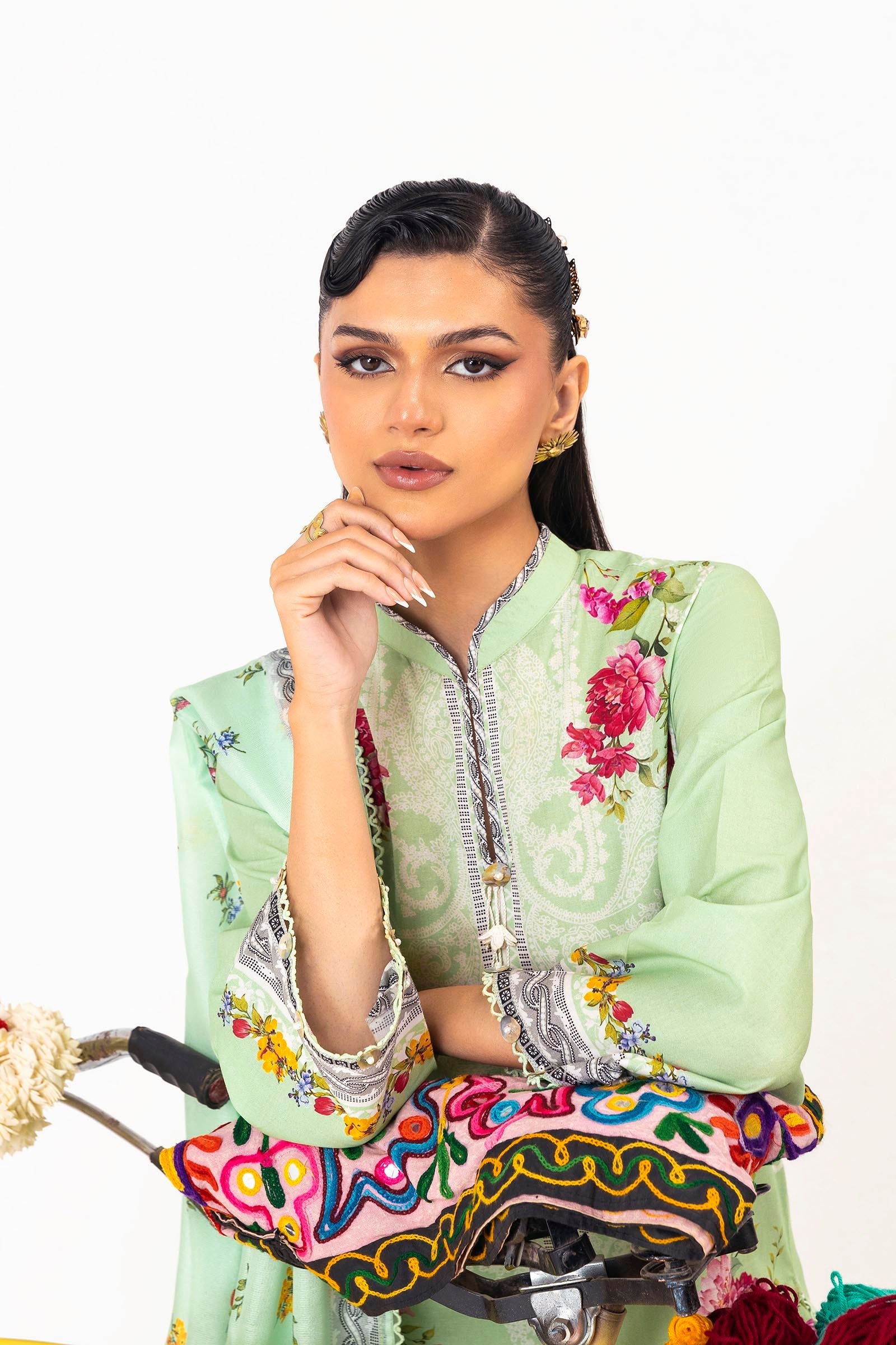 Unstitched Mahay Lawn 3 Piece Suit