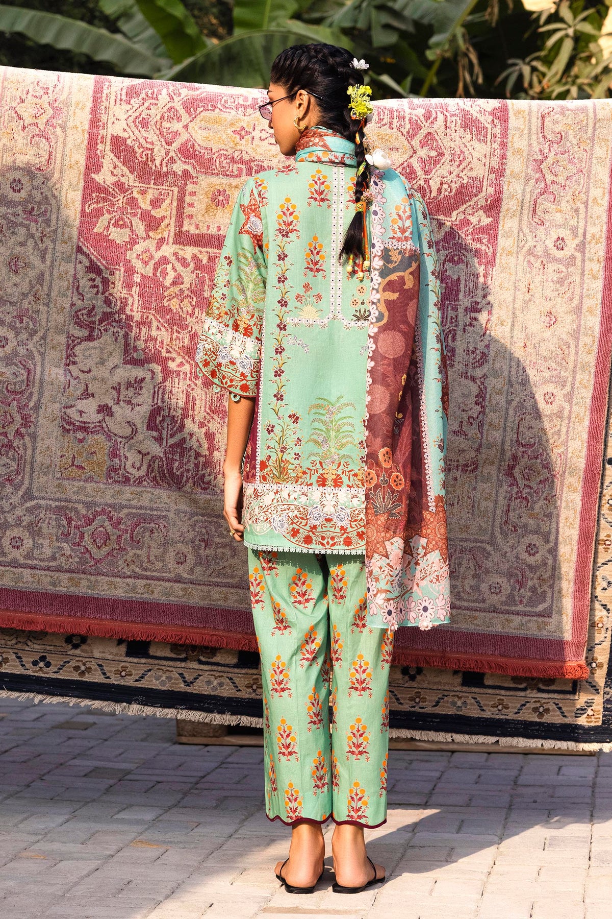 Unstitched 3 Piece Lawn Suit