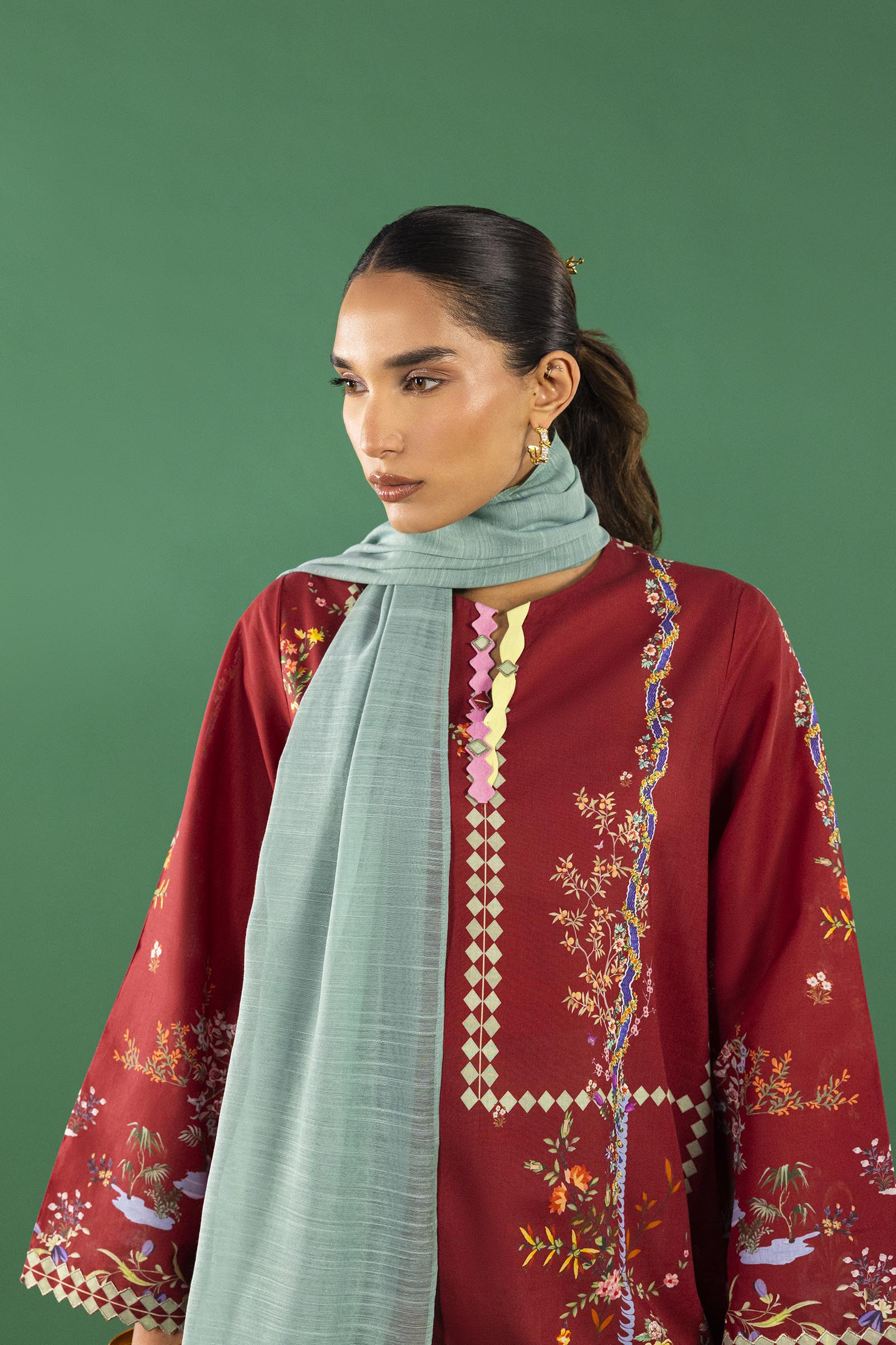 Unstitched 3 Piece Lawn Suit