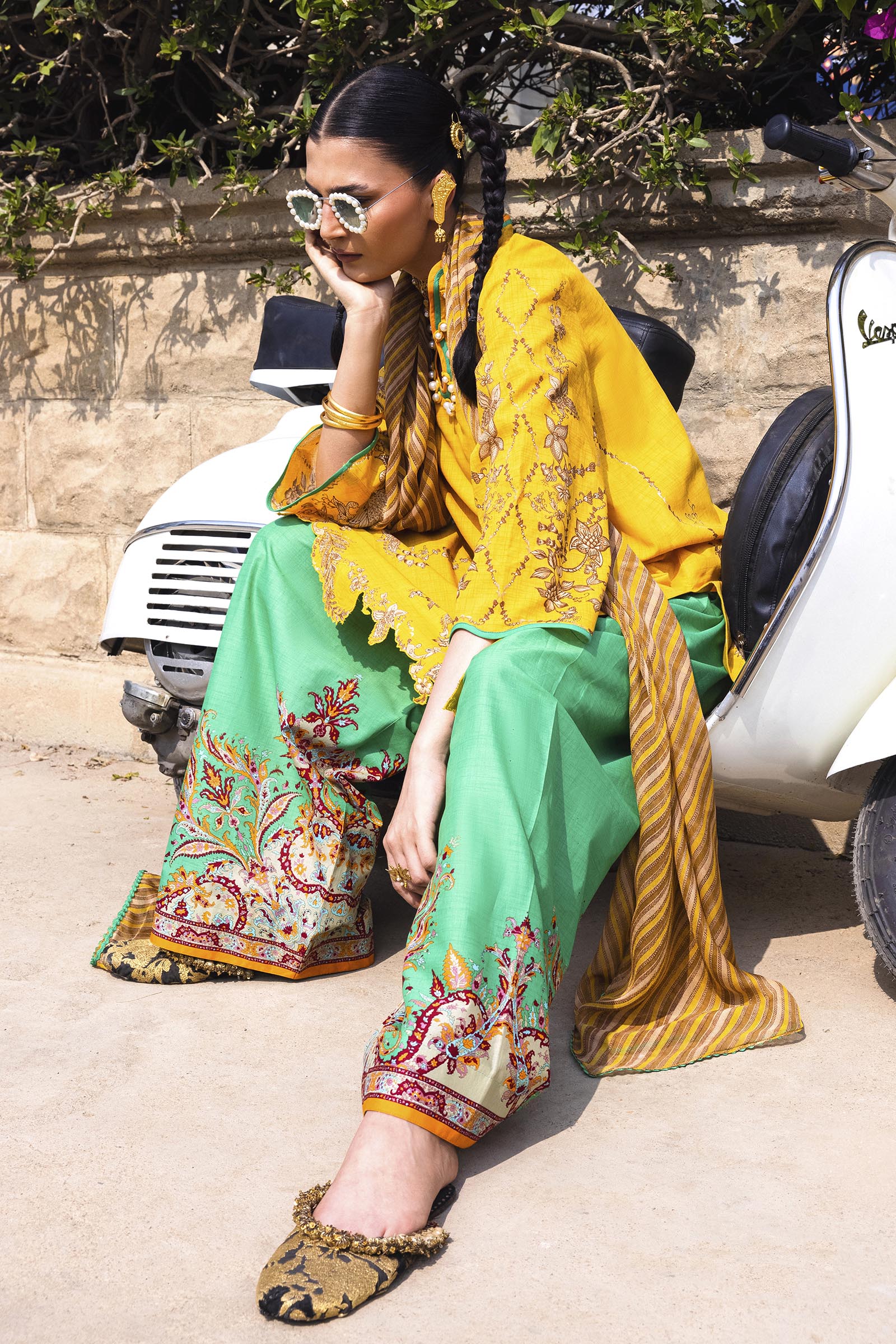 Unstitched 3 Piece Lawn Suit