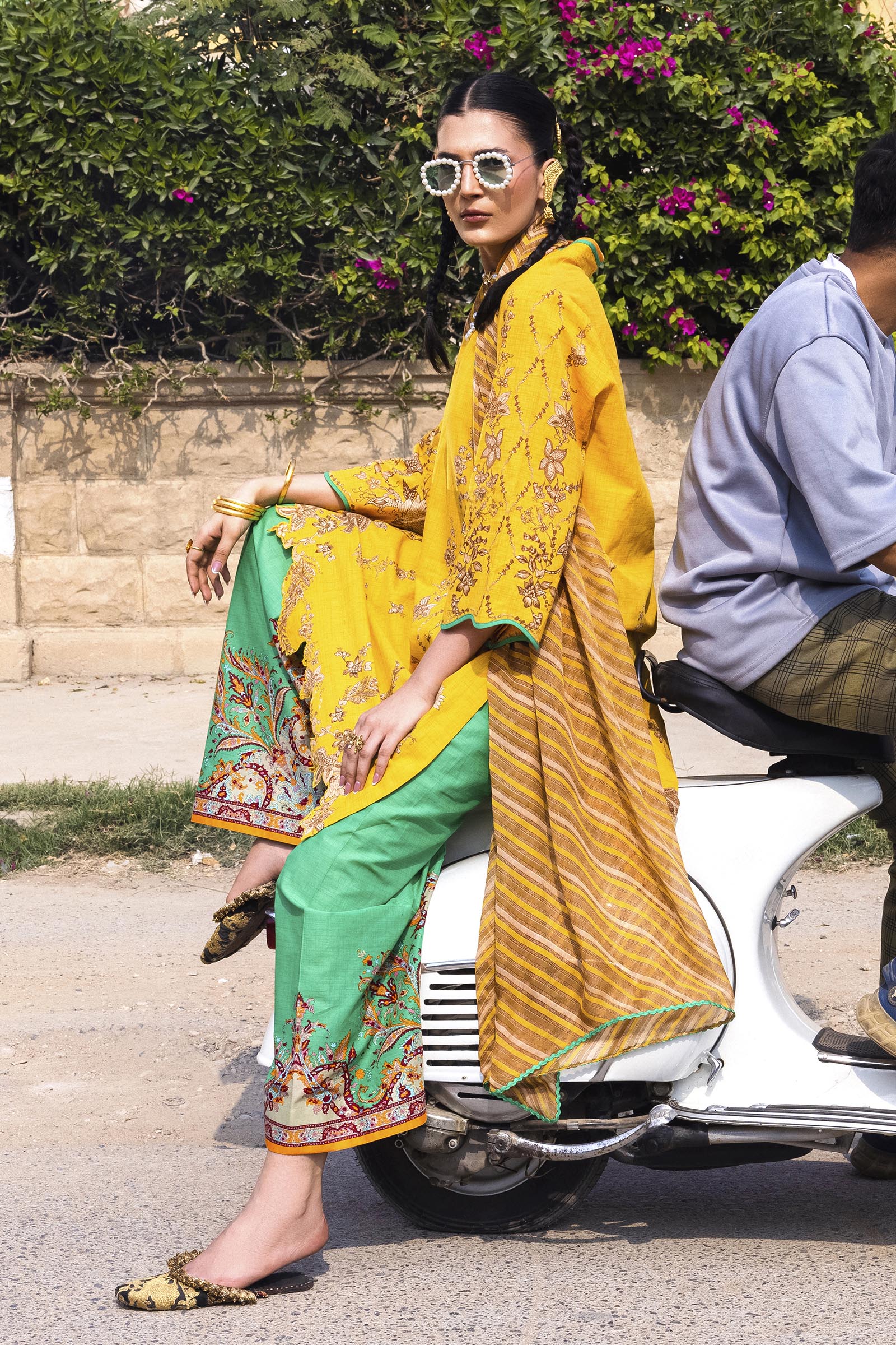 Unstitched 3 Piece Lawn Suit