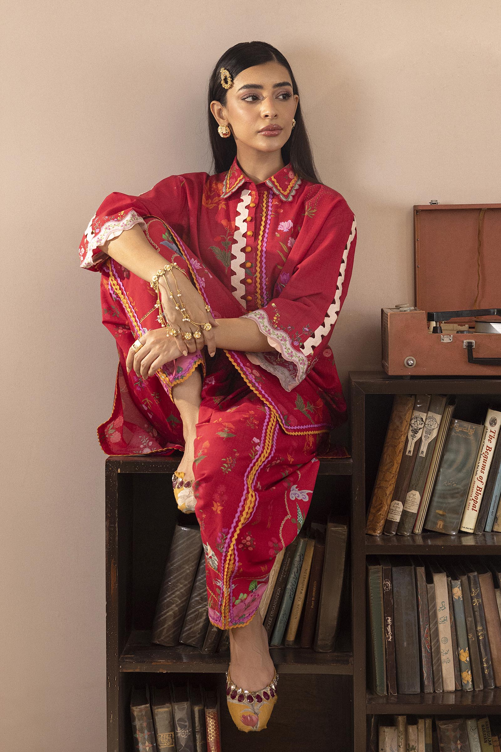 Unstitched 2 Piece Lawn Suit