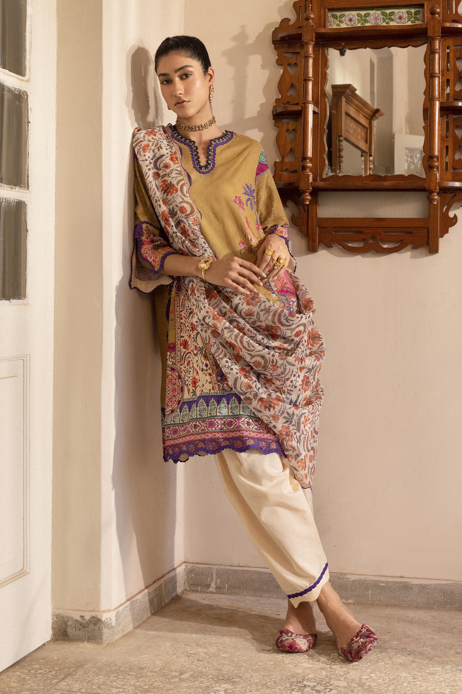 Unstitched 3 Piece Lawn Suit