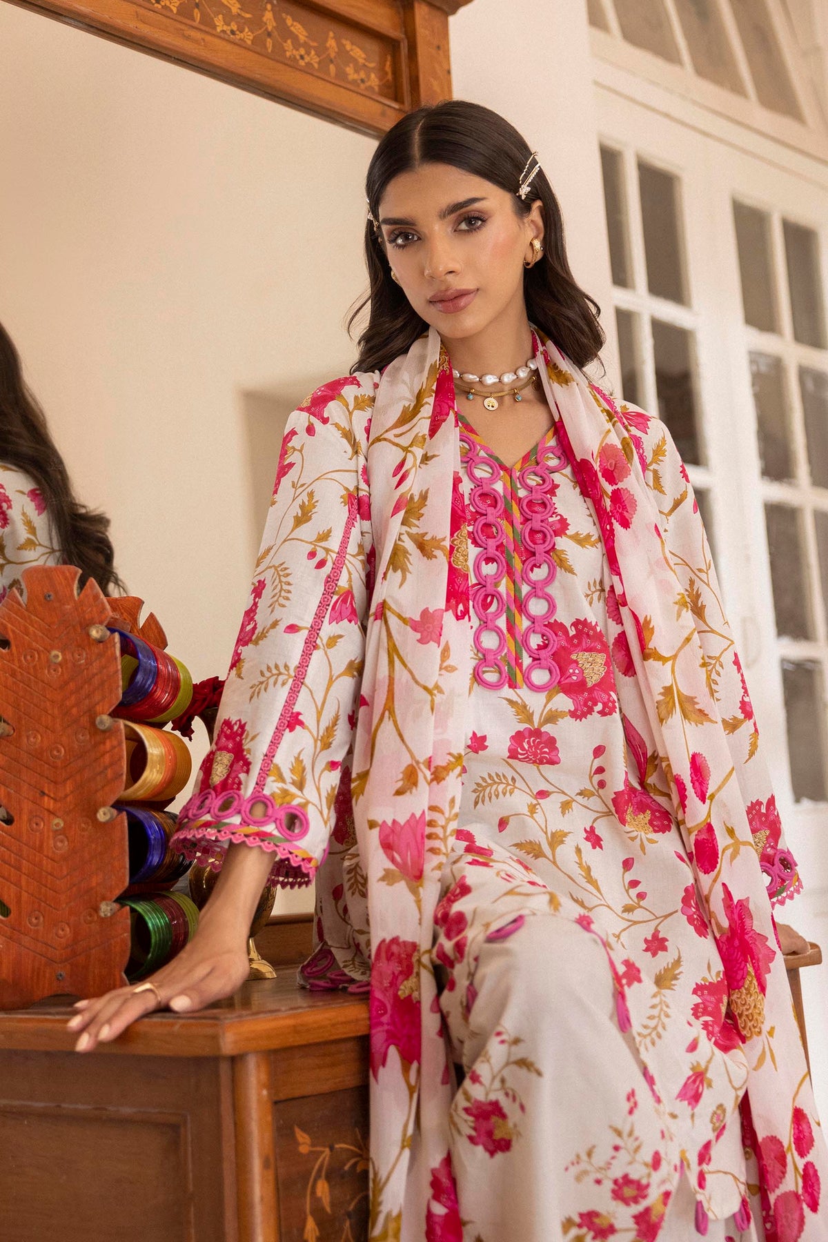 Unstitched 3 Piece Lawn Suit