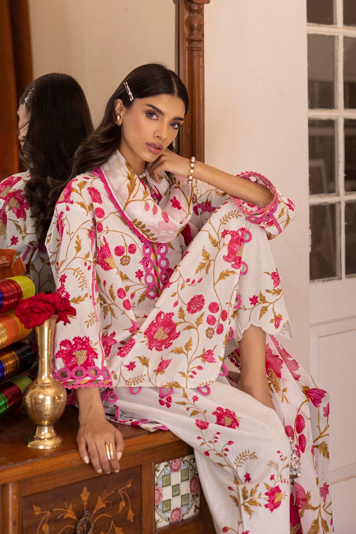 Unstitched 3 Piece Lawn Suit