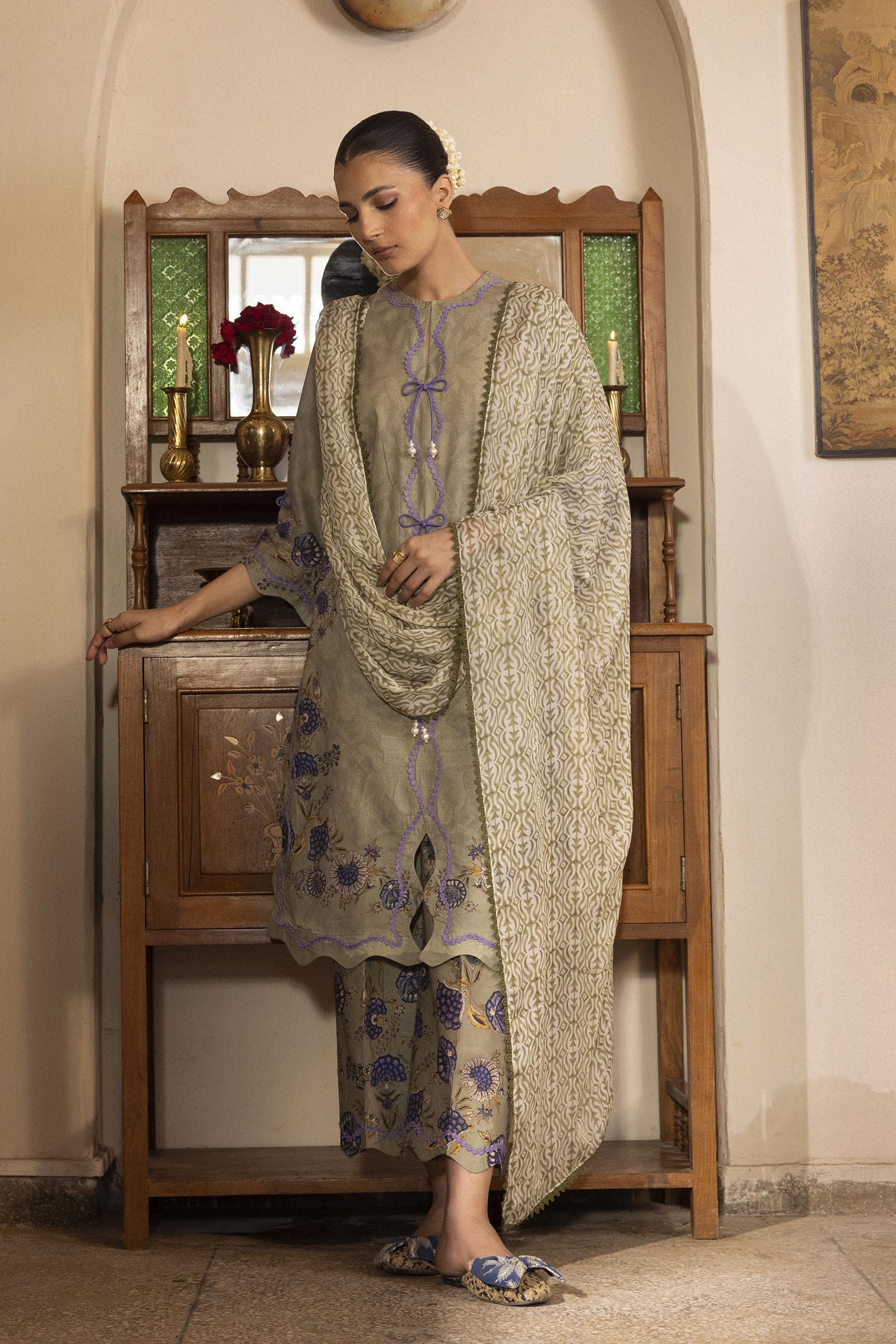 Unstitched 3 Piece Lawn Suit