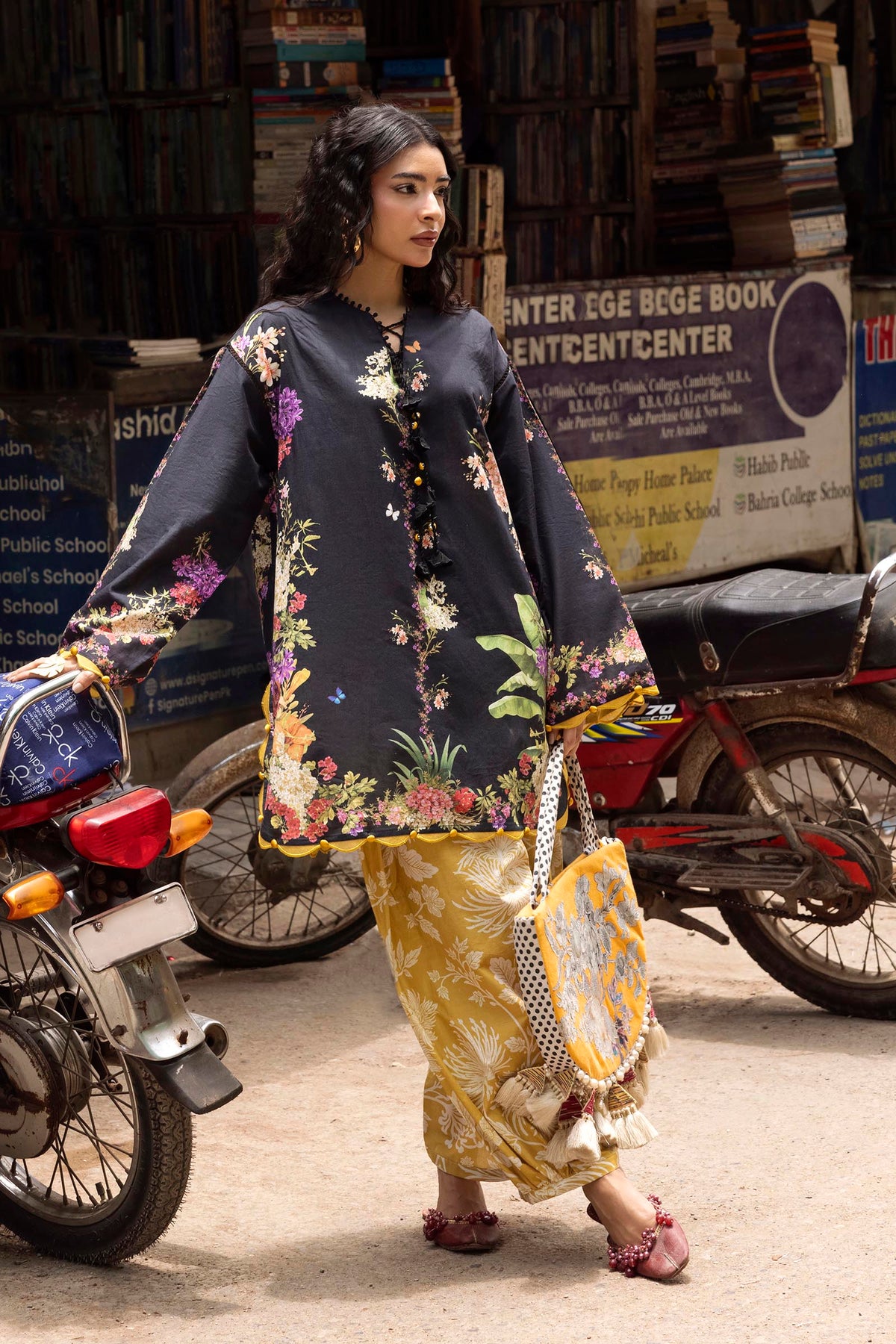 Unstitched Printed 2 Piece Lawn Suit