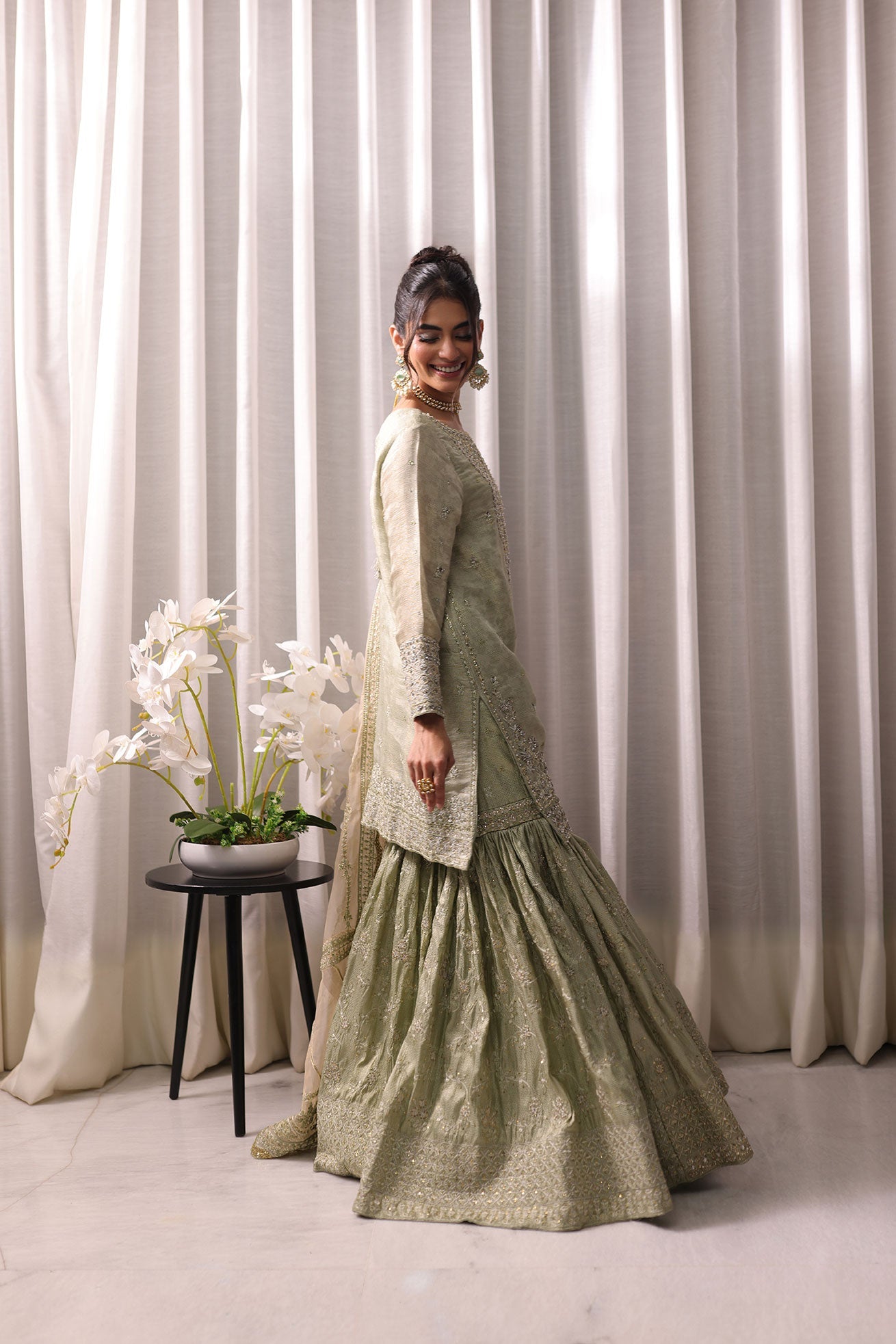 Reyna: SS24HF-3011 L-GREEN 3Pcs