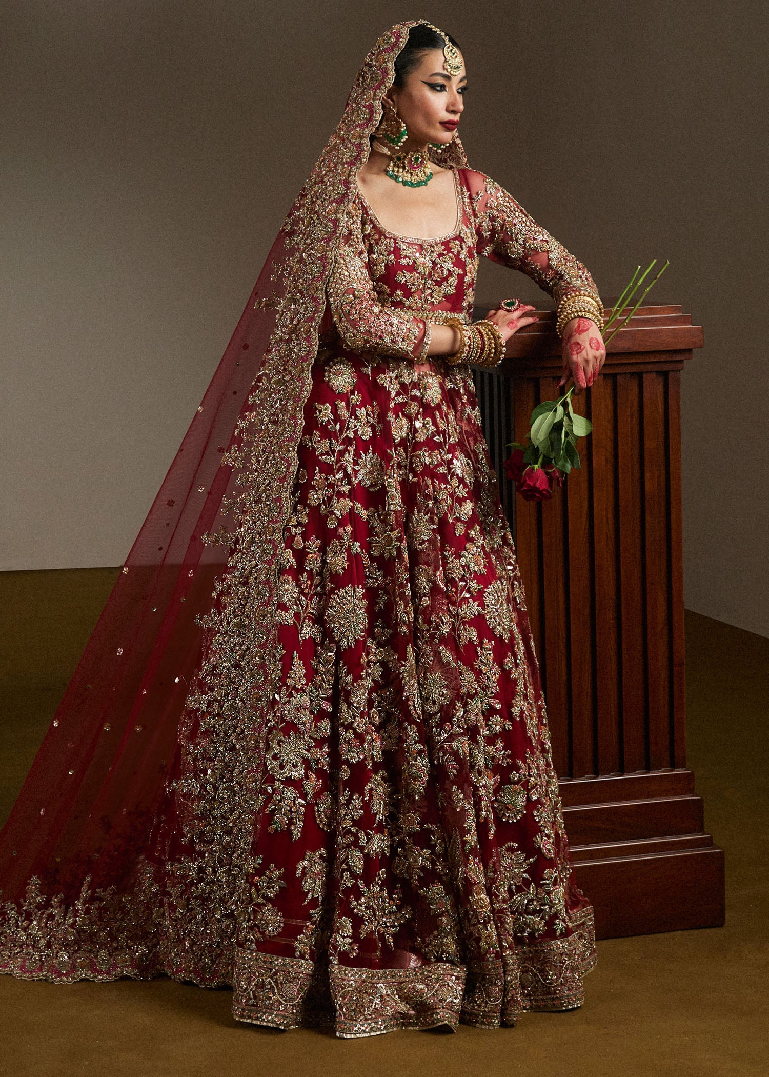 https://cdn.shopify.com/s/files/1/0016/9476/1035/files/HRBridals27158copy.jpg?v=1730188160