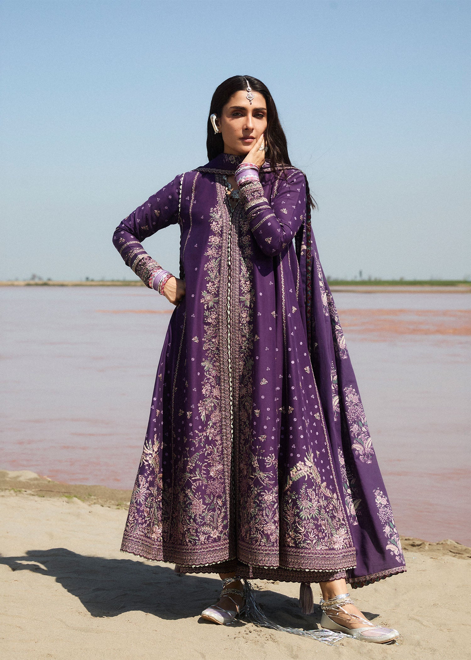 https://cdn.shopify.com/s/files/1/0016/9476/1035/files/HR_Majlal_2530516-1-copy-ed.jpg?v=1742278423