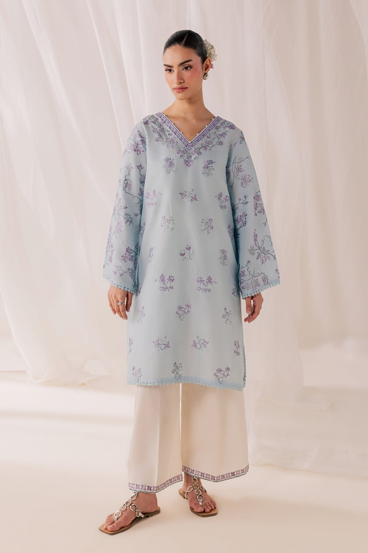 Hanat 2Pc - Luxury Embroidered Lawn