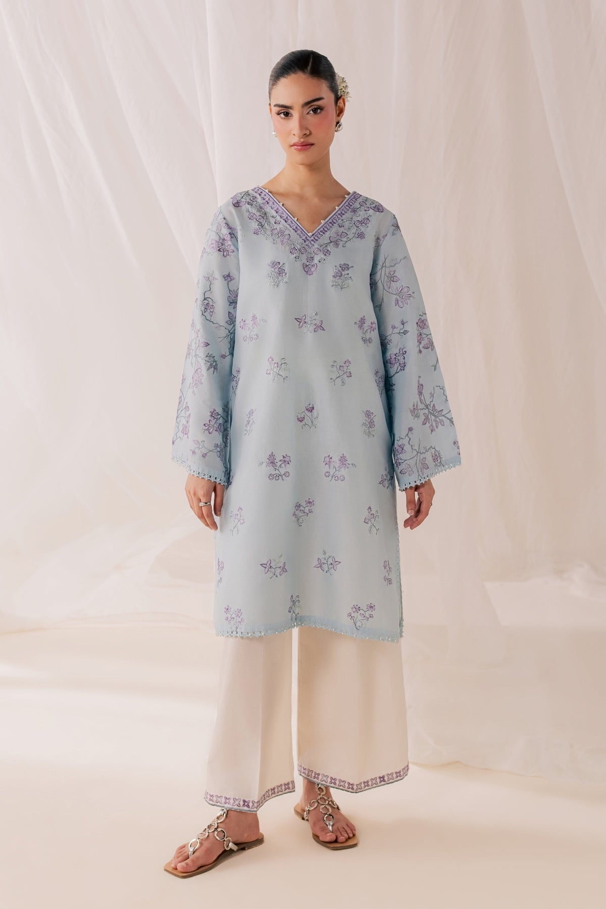 Hanat 2Pc - Luxury Embroidered Lawn