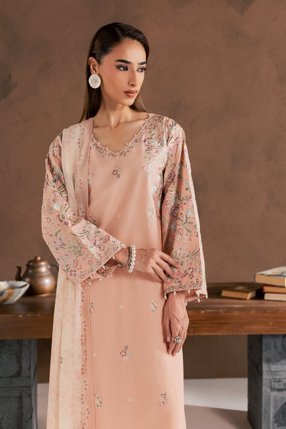 Humain 3Pc - Embroidered Cambric Pret