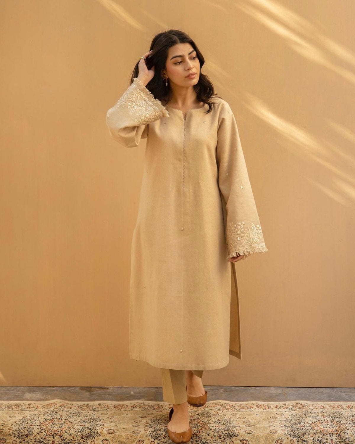 Beige Blossom – Stylish 2-Piece Suit for Women