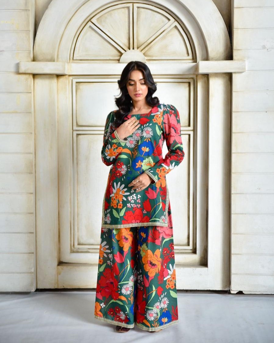Green Glamour – Elegant Printed Khaddar Suit for Women