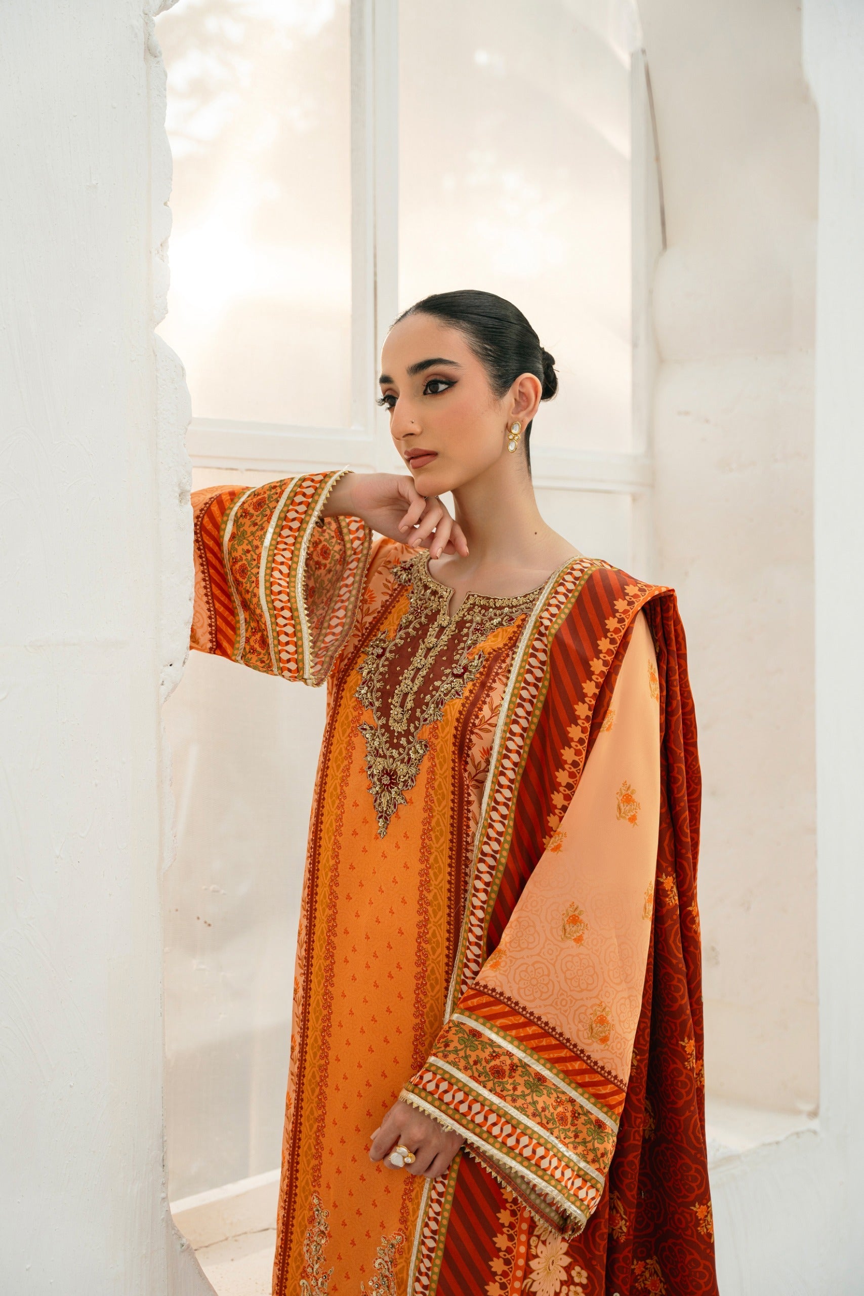 Mahnaz