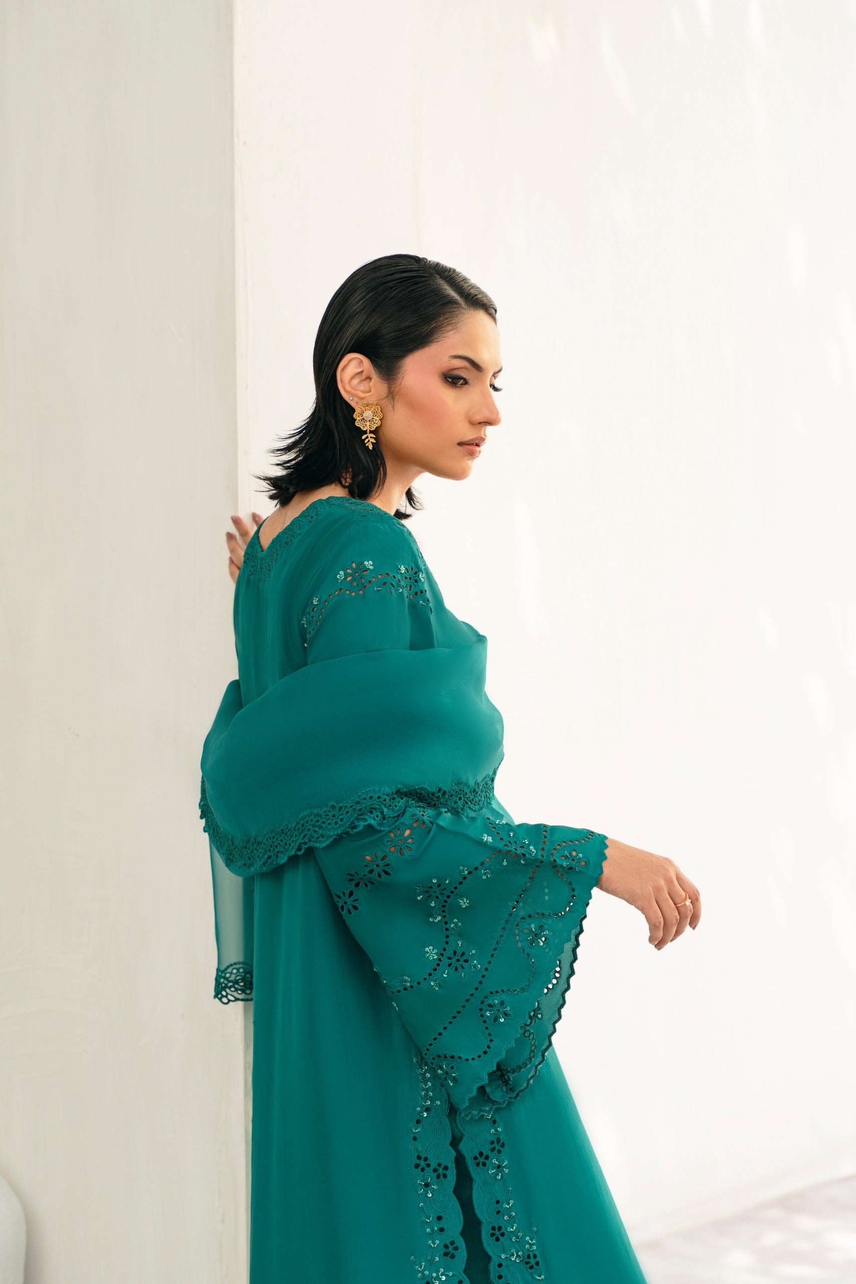 Amara (Emerald)