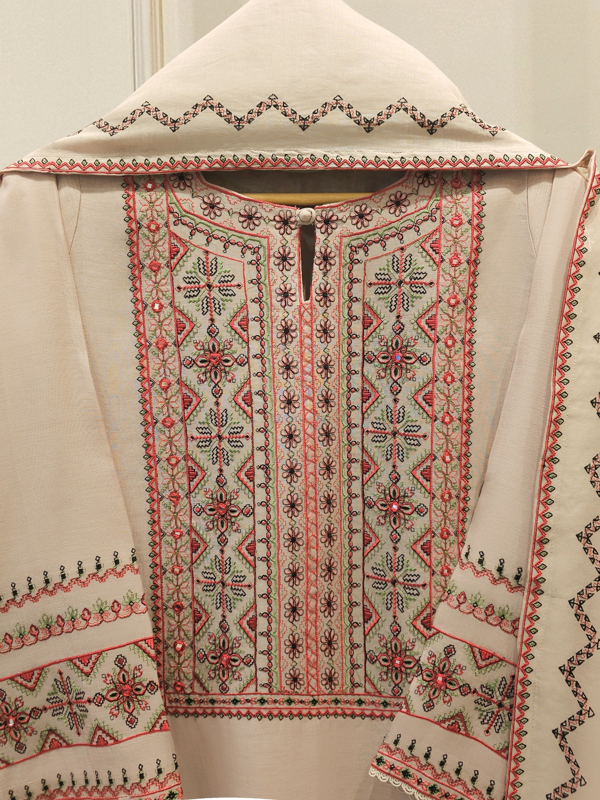 2 Piece - Embroidered Kora Cotton Suit S112561