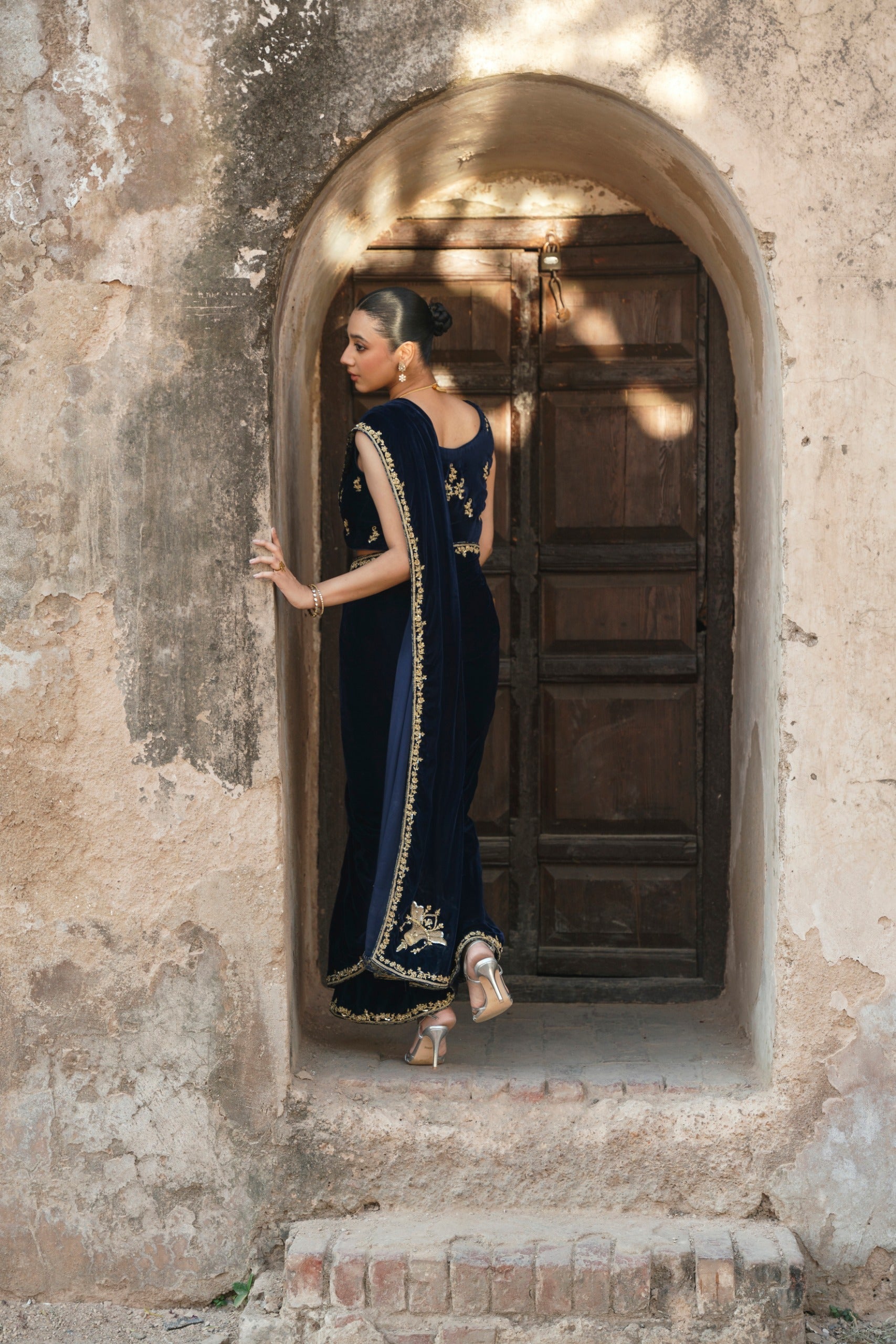 Naveena Saree