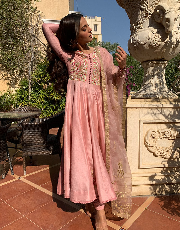 faiza saqlain