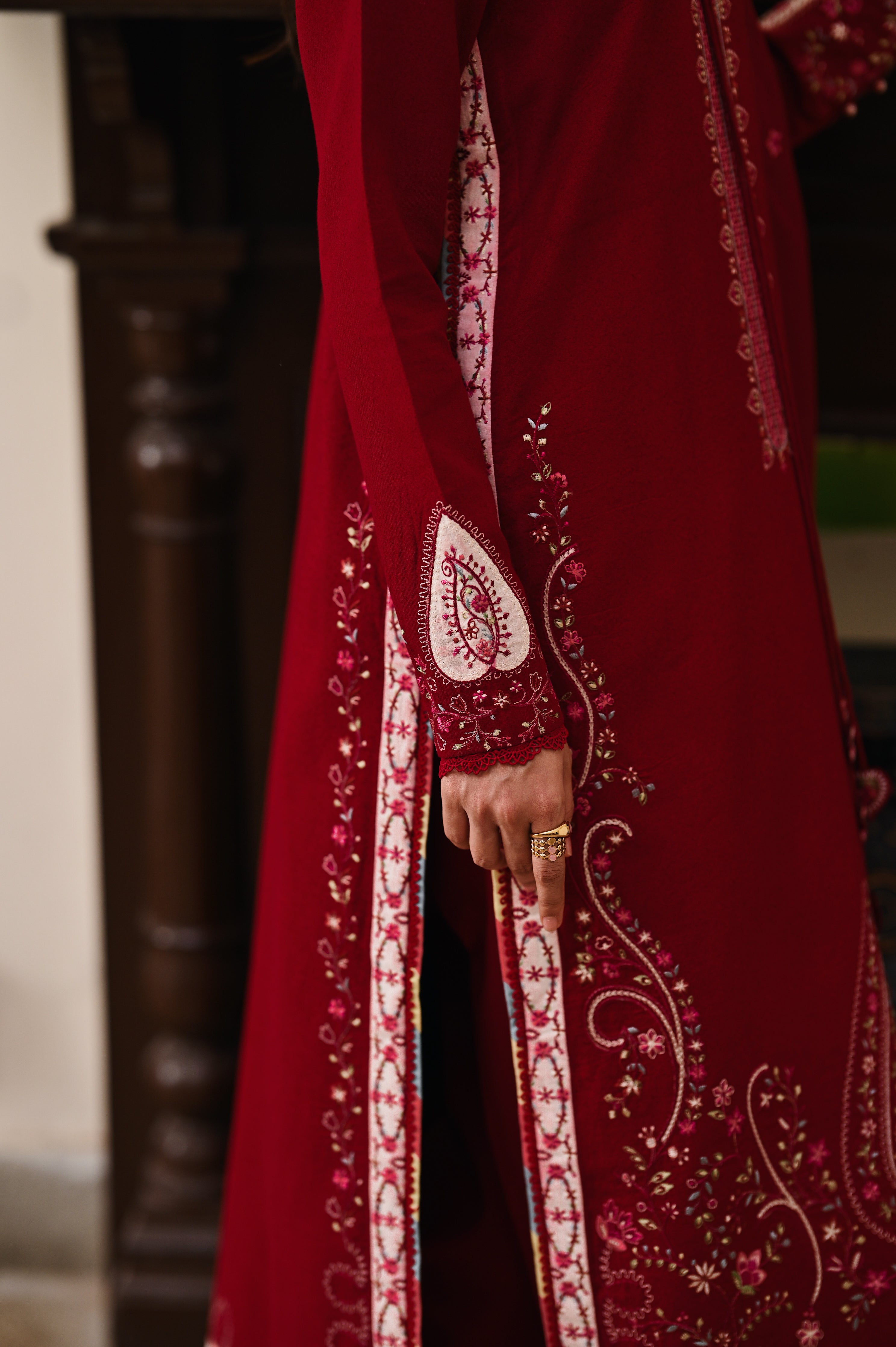DEEP RED LUXURY EMBROIDERED KARANDI 3PCS SET (NPA3-25449)-READY TO WEAR