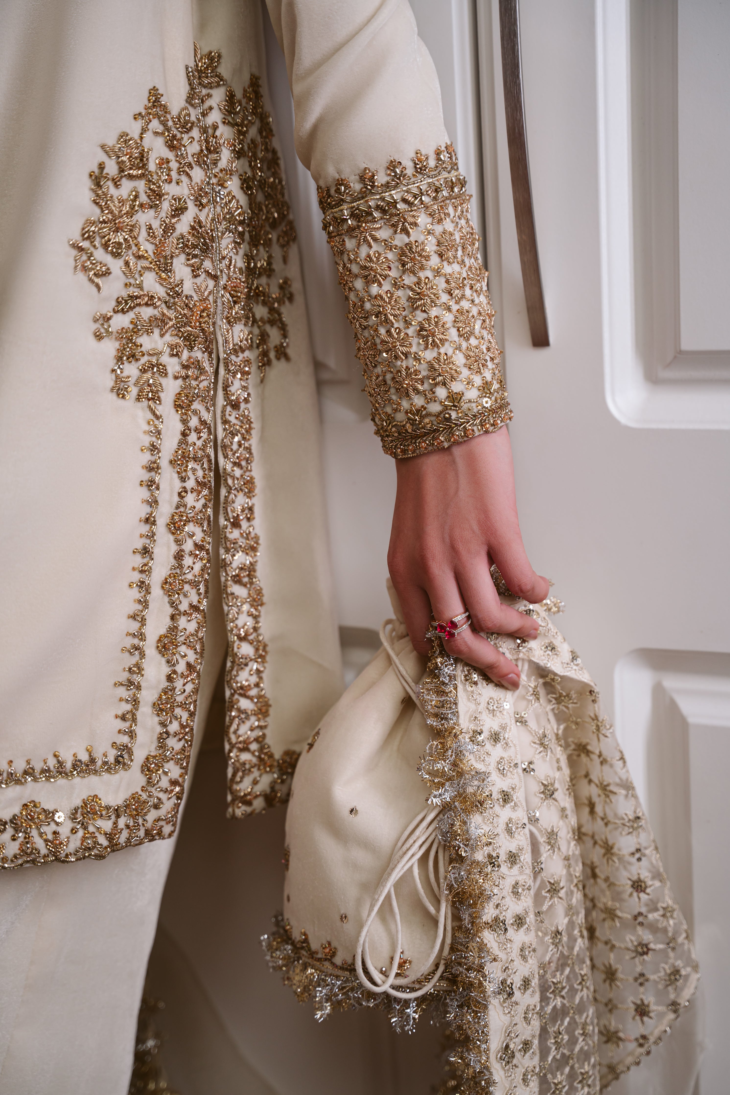 Ivory Luxury Velvet