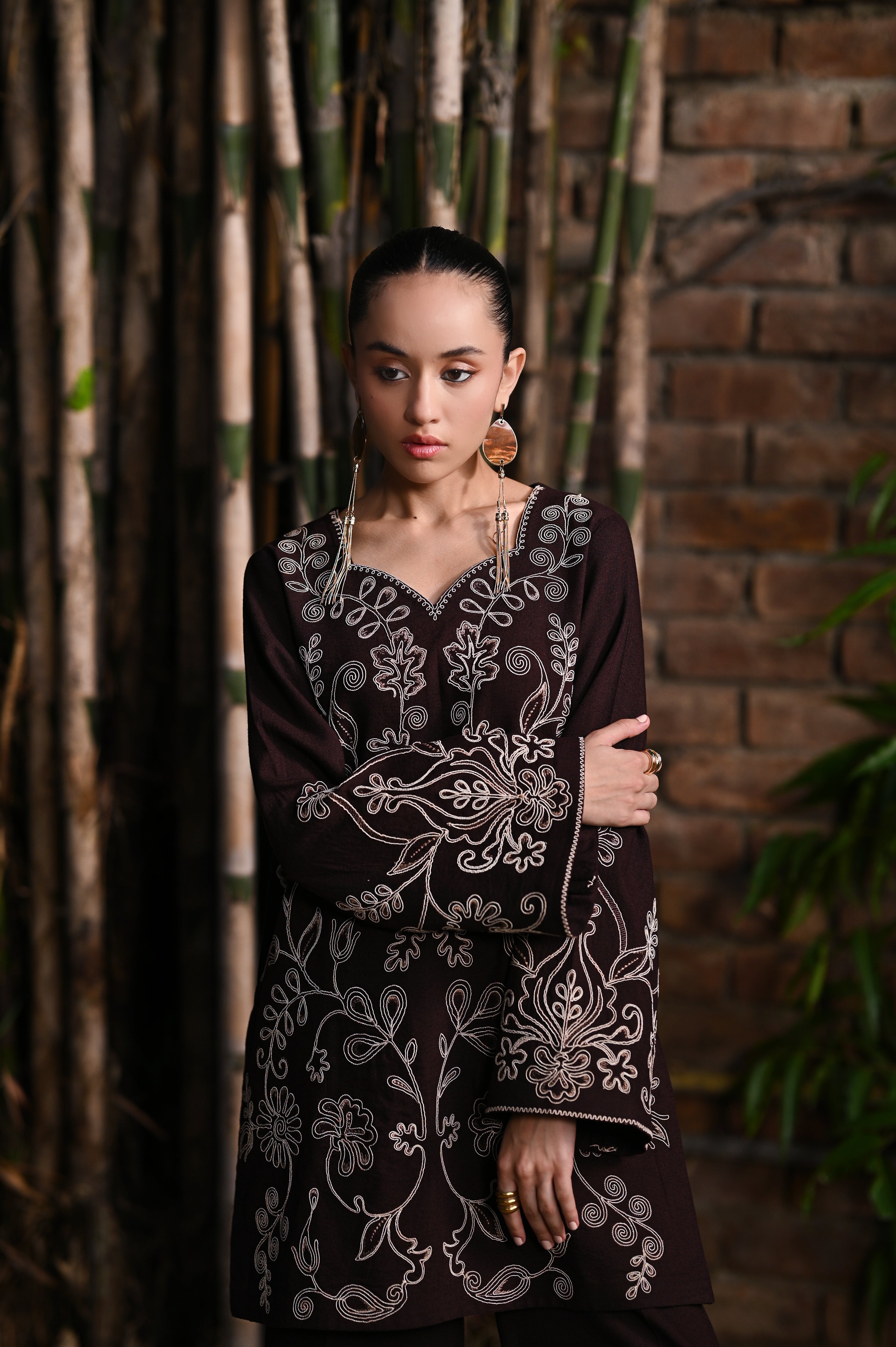 CHOCOLATE BROWNIE LUXURY EMBROIDERED KARANDI 2PCS SET (NPA2-25321)-READY TO WEAR