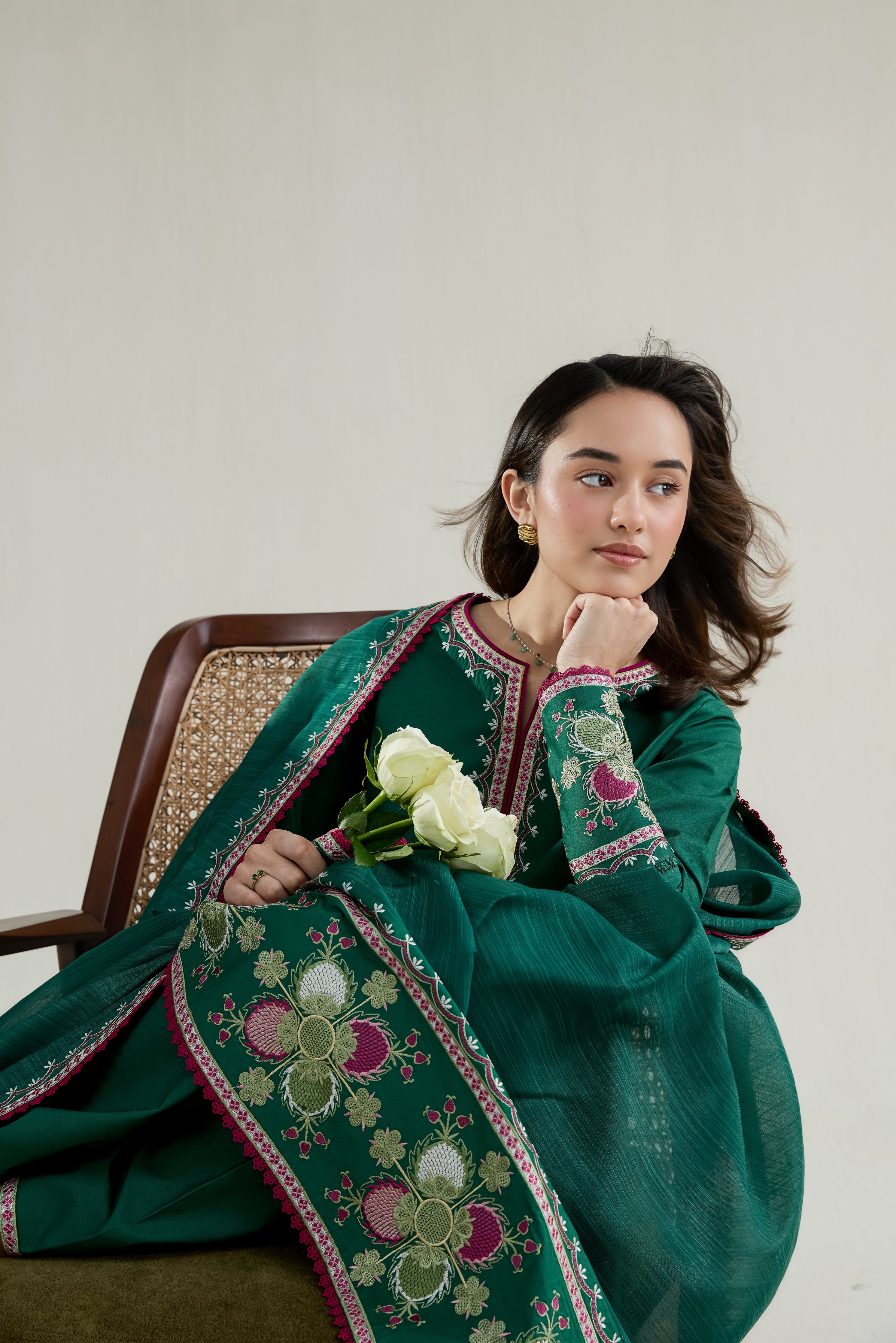 EMERALD GREEN LUXURY EMBROIDERED LAWN 3PCS SET (NPA3-26413) - 2026 READY TO WEAR