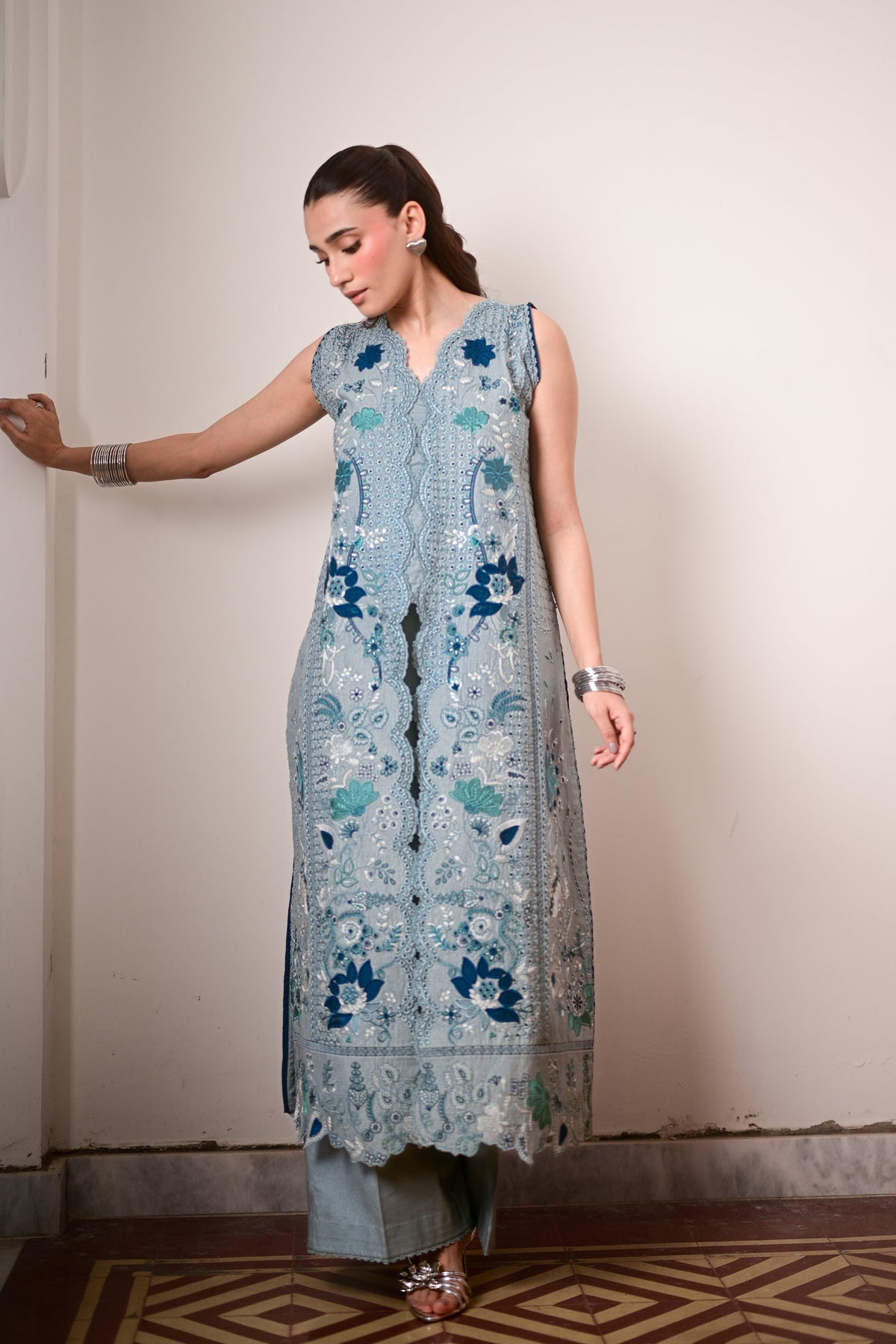 REEM LUXURY EMBROIDERED LAWN SET (NEL-26615)