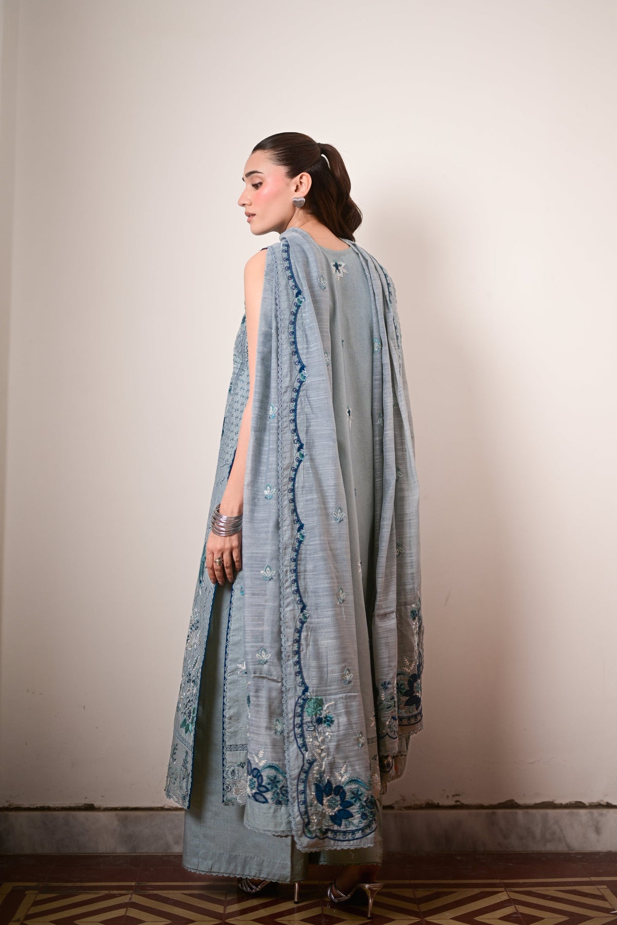 REEM LUXURY EMBROIDERED LAWN SET (NEL-26615)