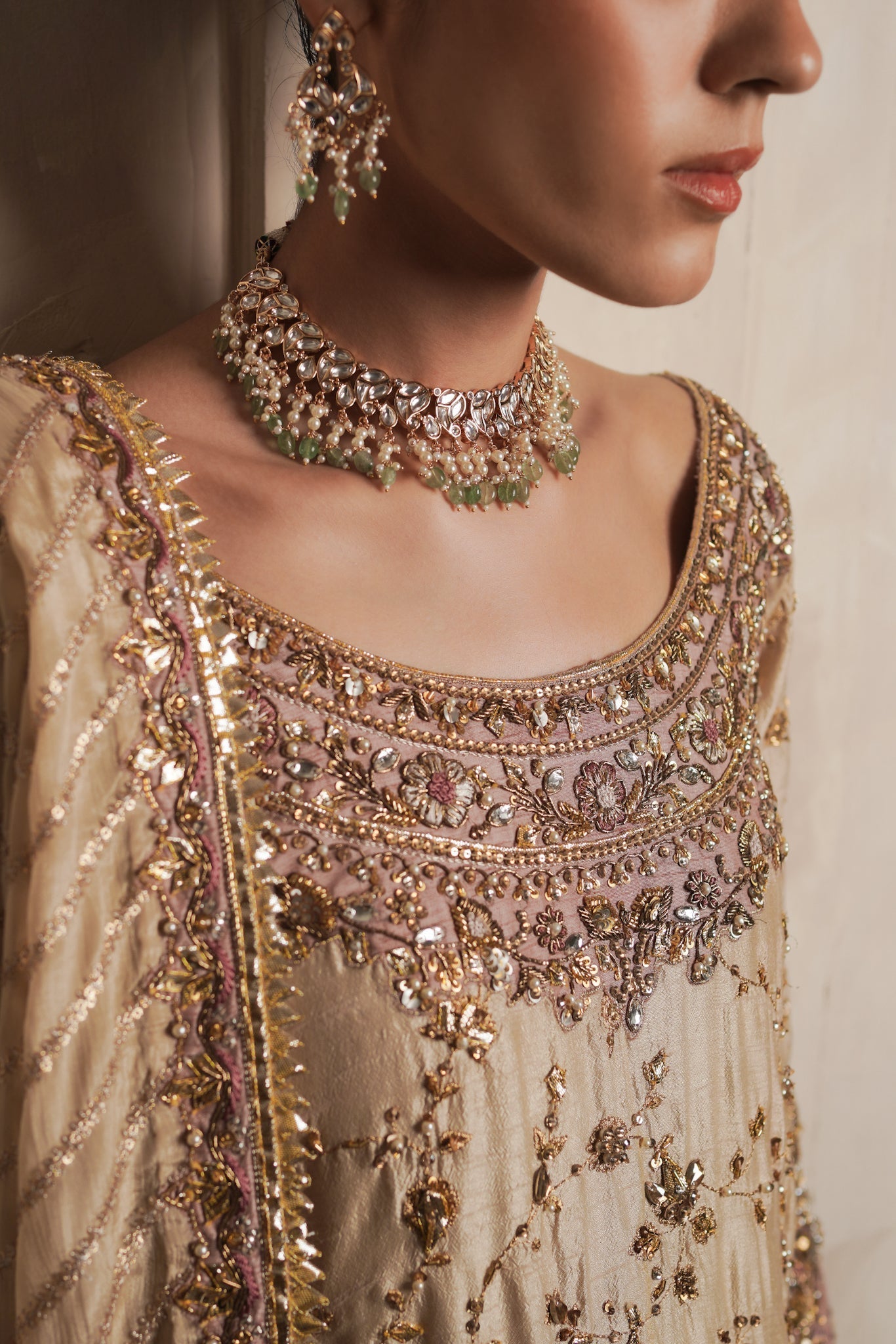 THE CLASSIC BEIGE ZC-004 (NPA3-24448)