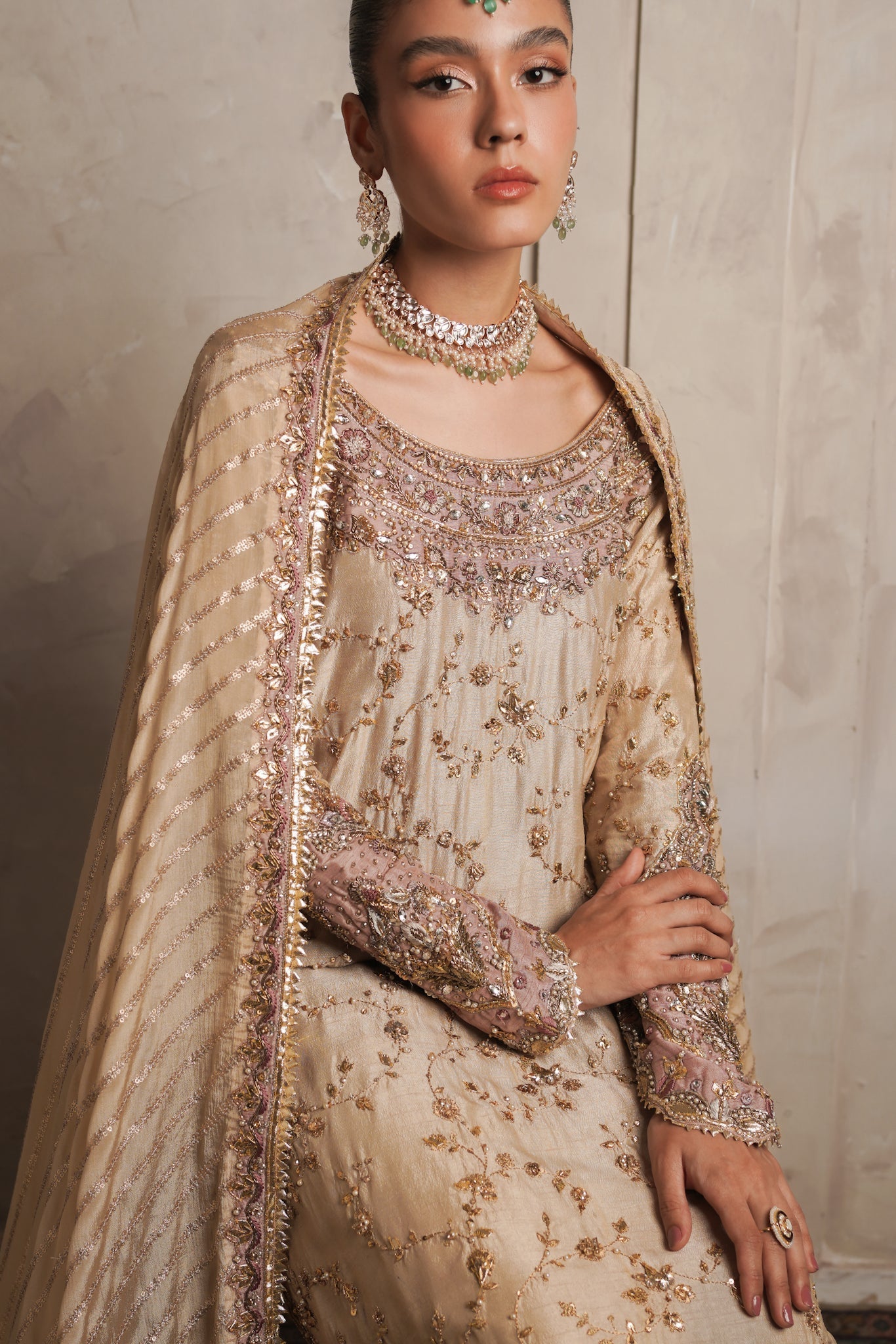 THE CLASSIC BEIGE ZC-004 (NPA3-24448)