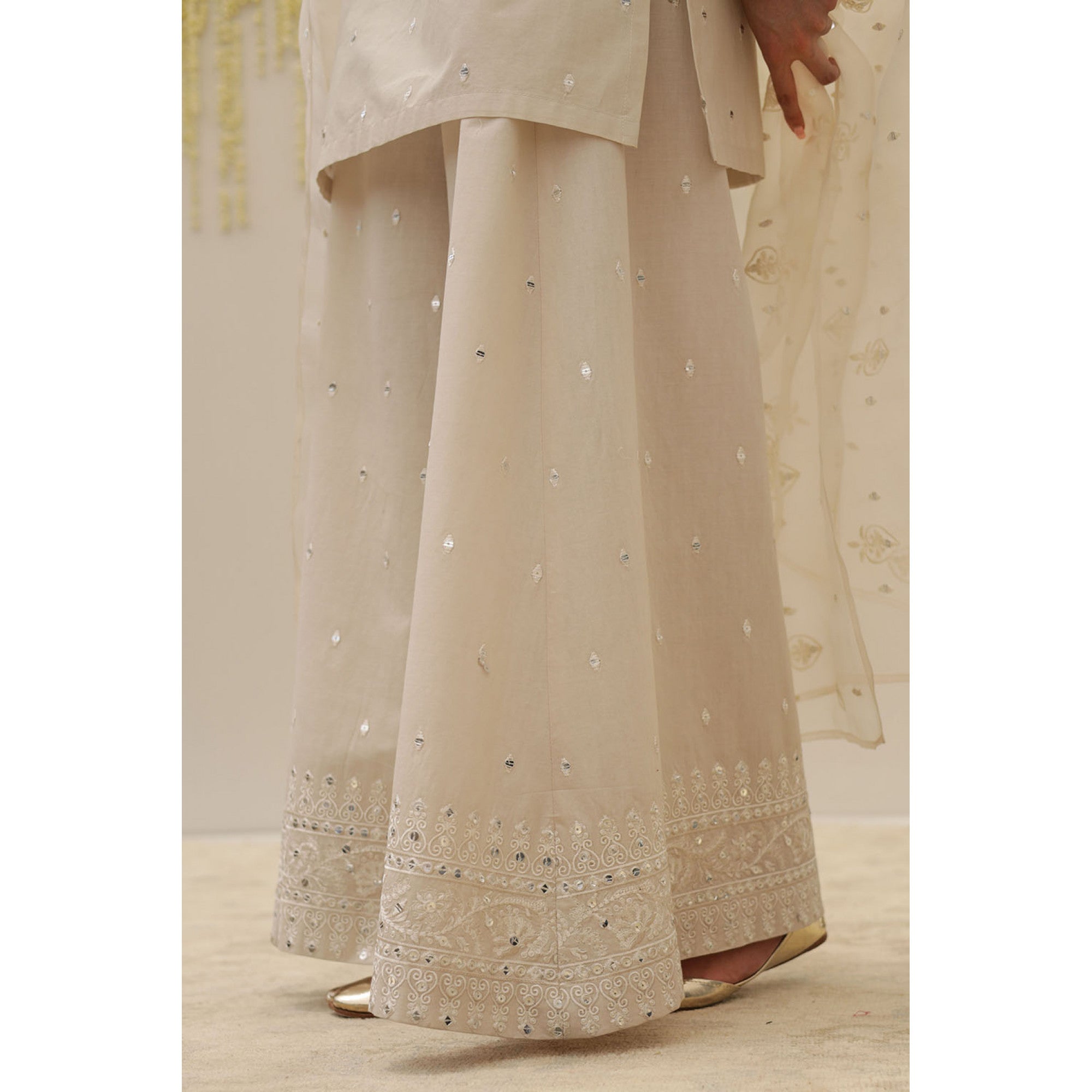 Ivory Outfit