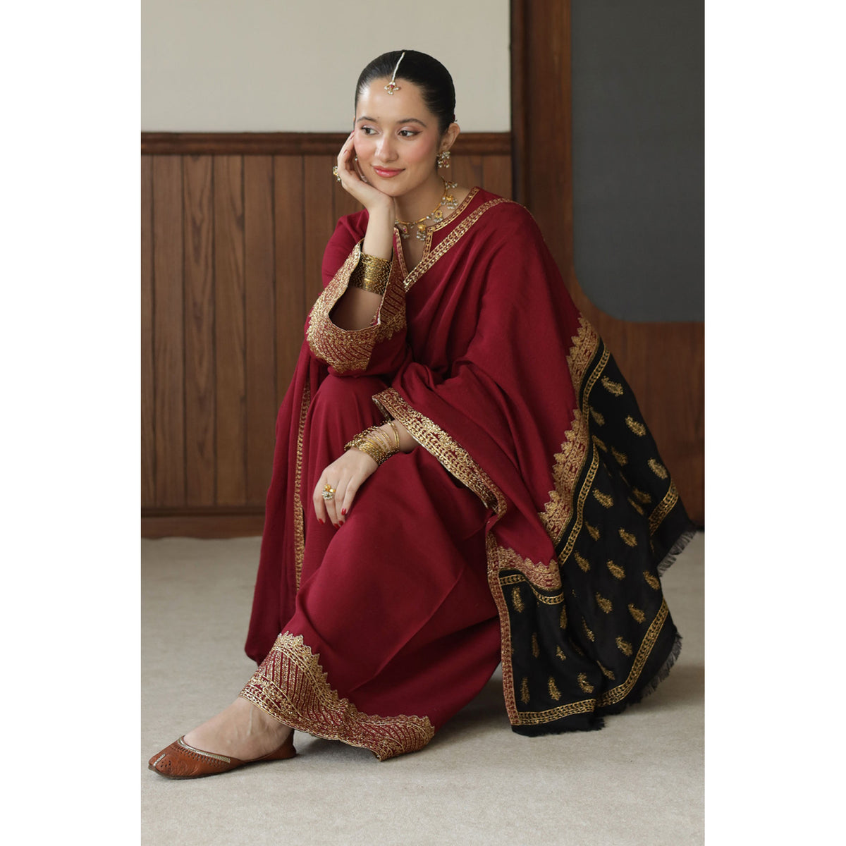 Anari Outfit