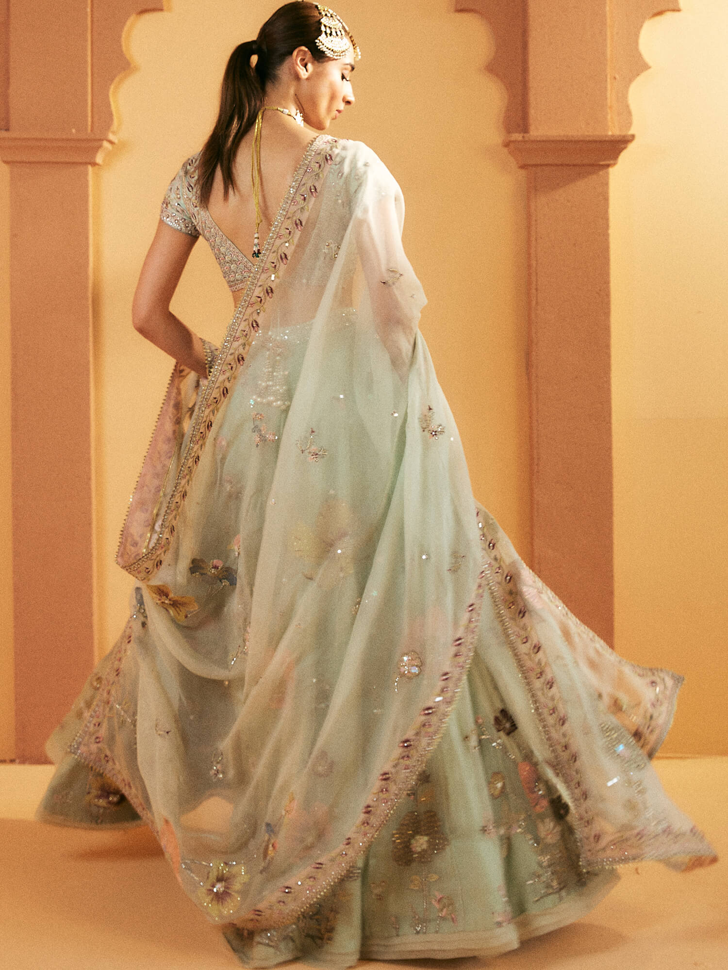 Blouse, Lehenga & Dupatta - BD957