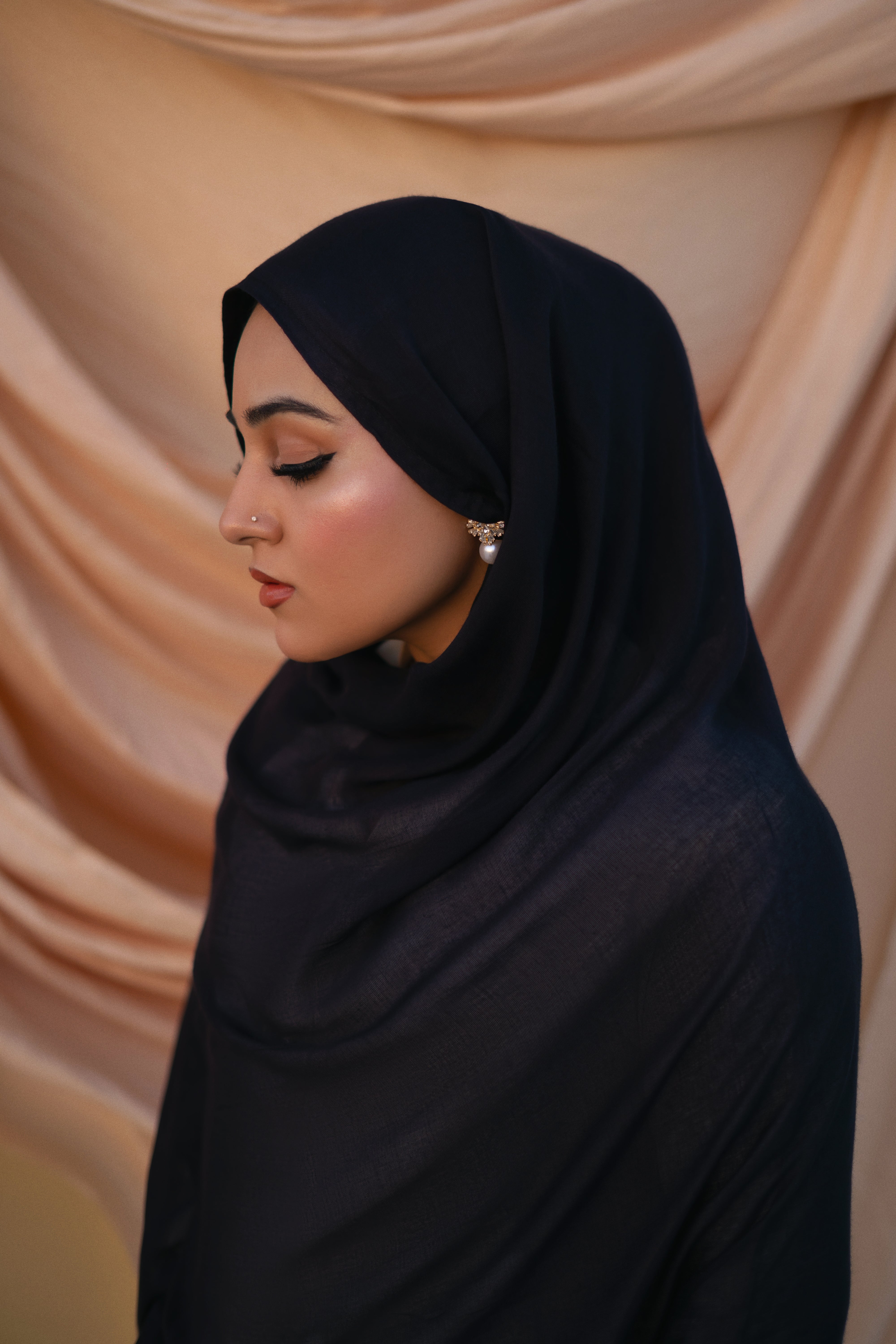 Modal Black