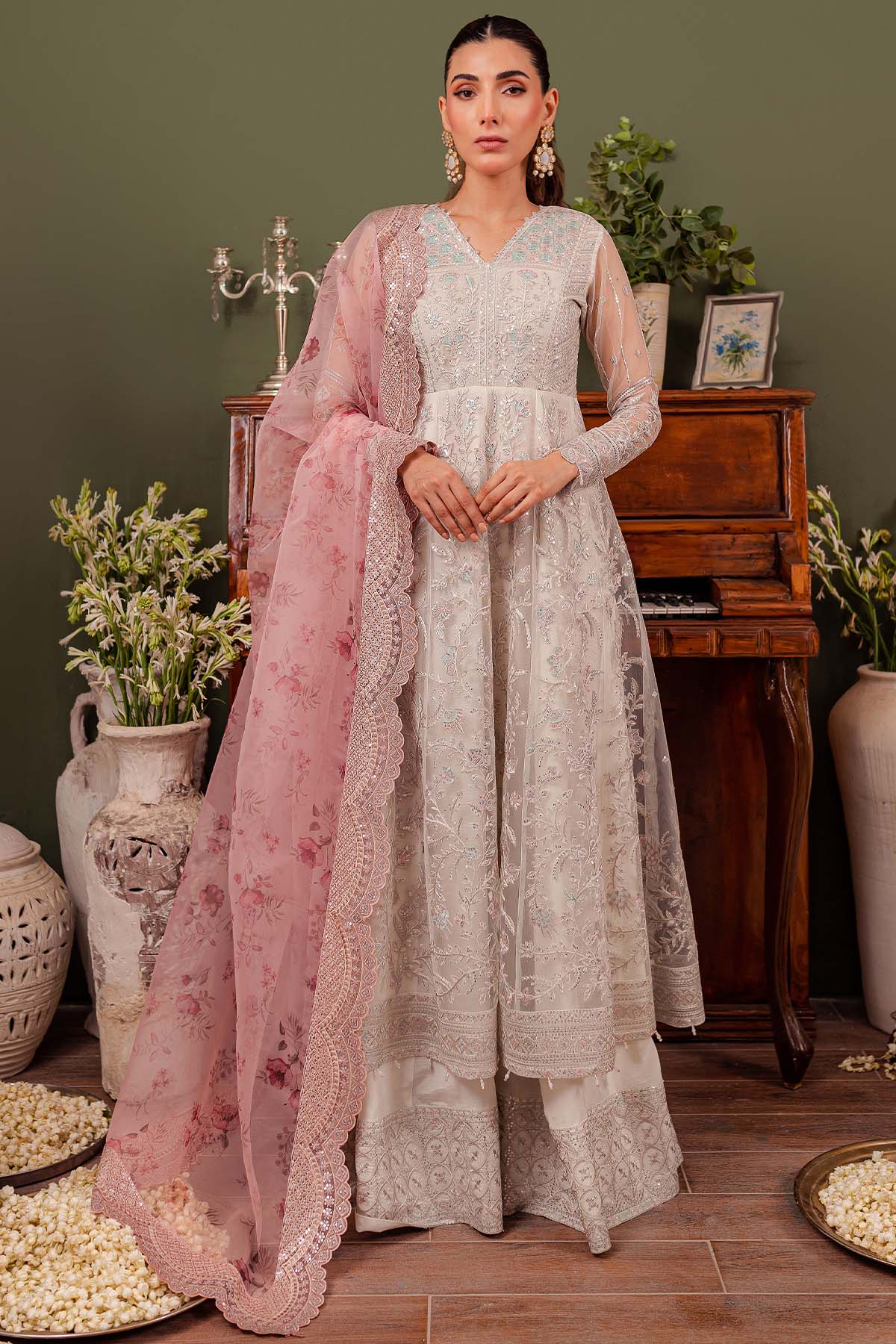 Farasha – Isabel Style