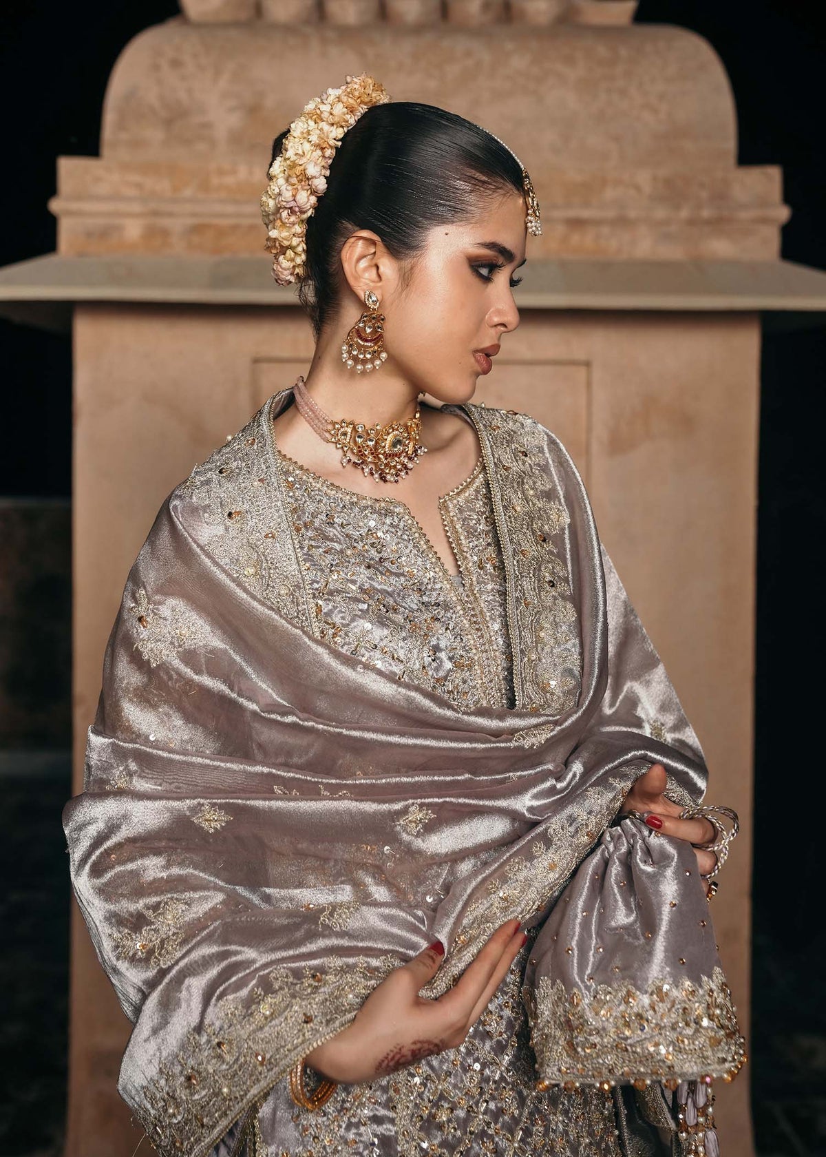 Kanwal Malik – Gulnaar Style