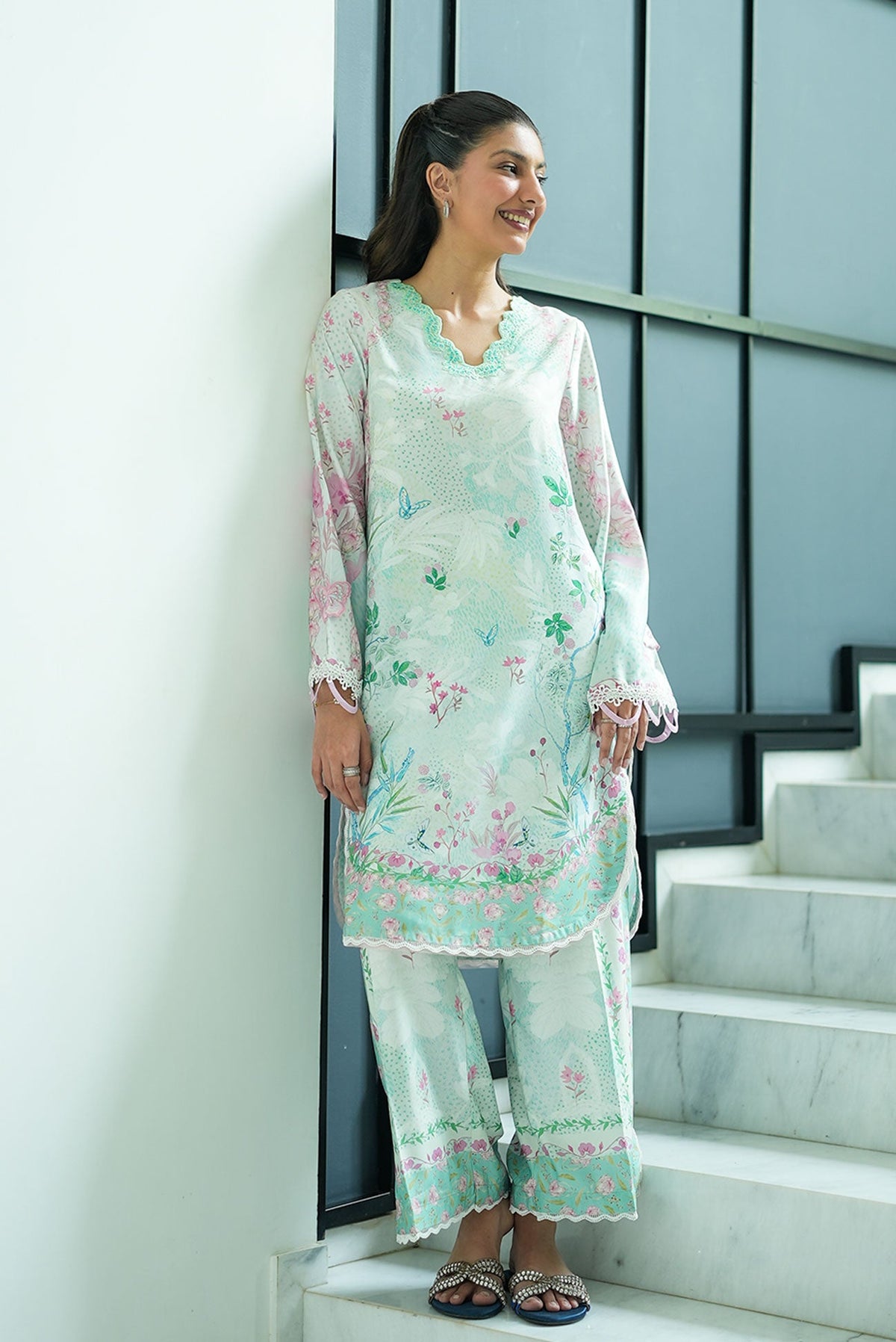 SS26DP-2957 L-GREEN 2PCS EMBROIDERED KURTA WITH TROUSER