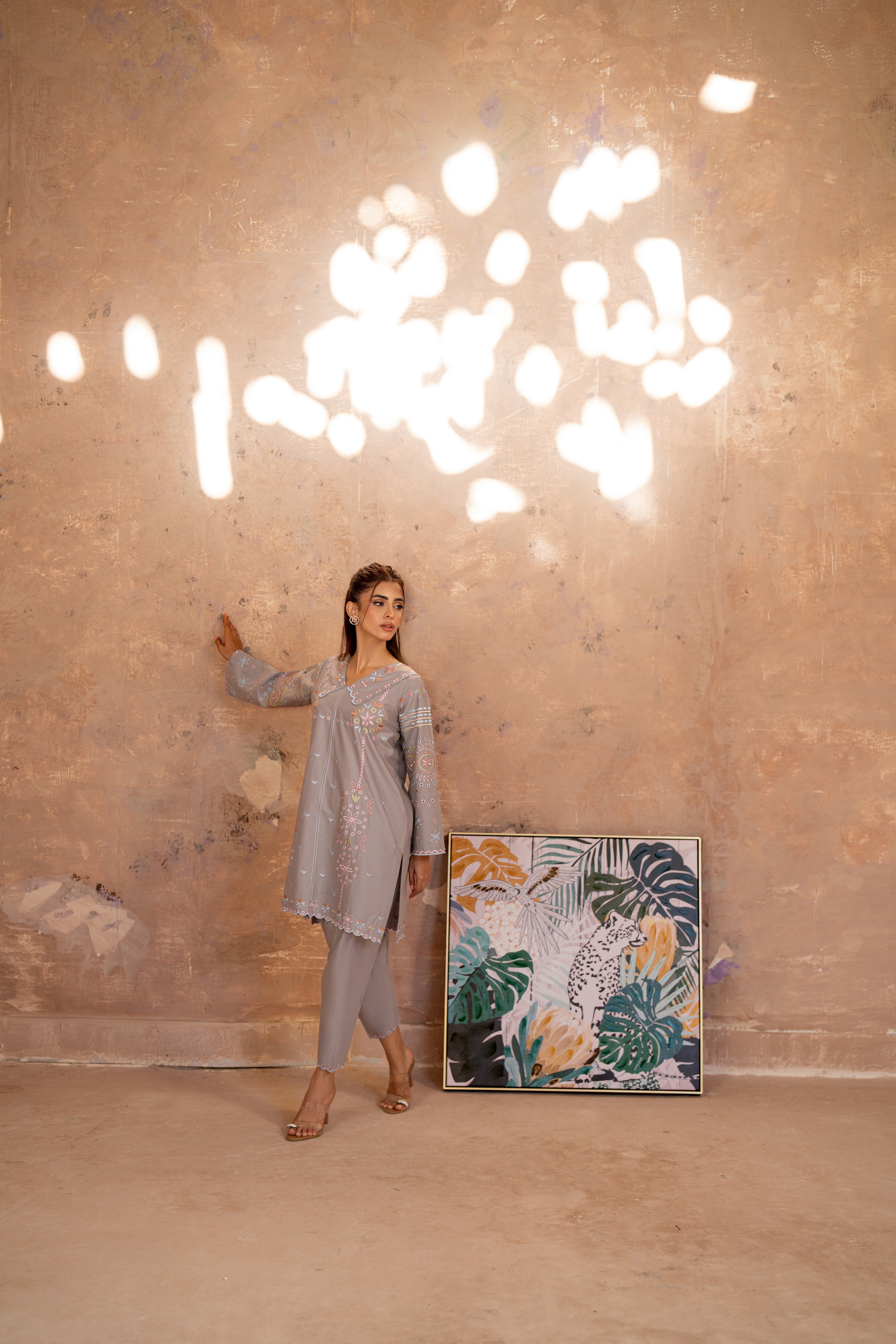 Primrose – Grey