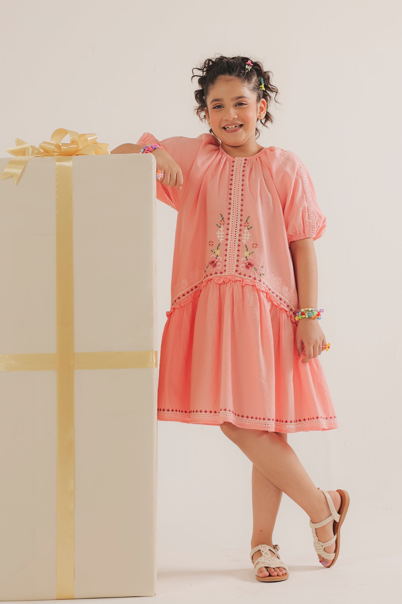 DRESS (E2027/401/210)
