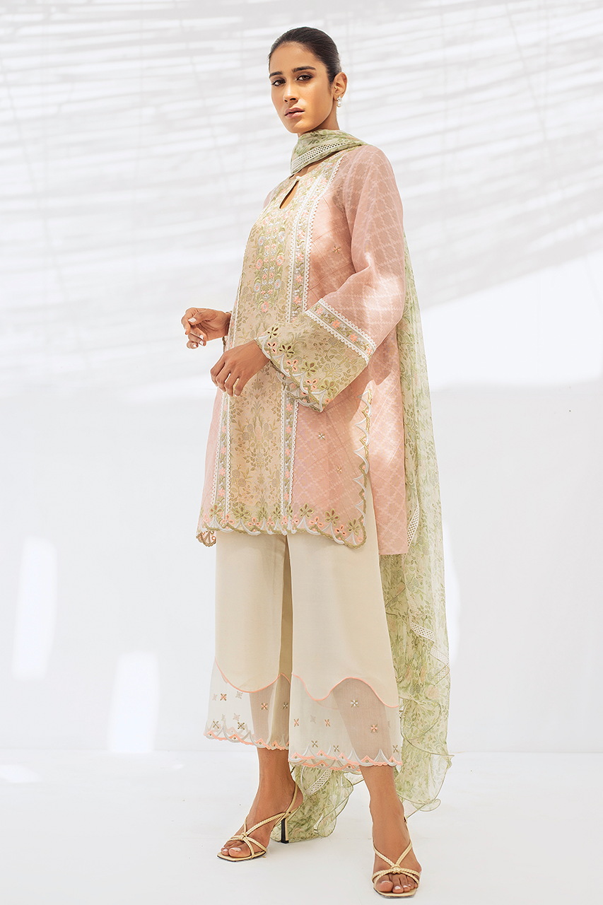 Sania Maskatiya