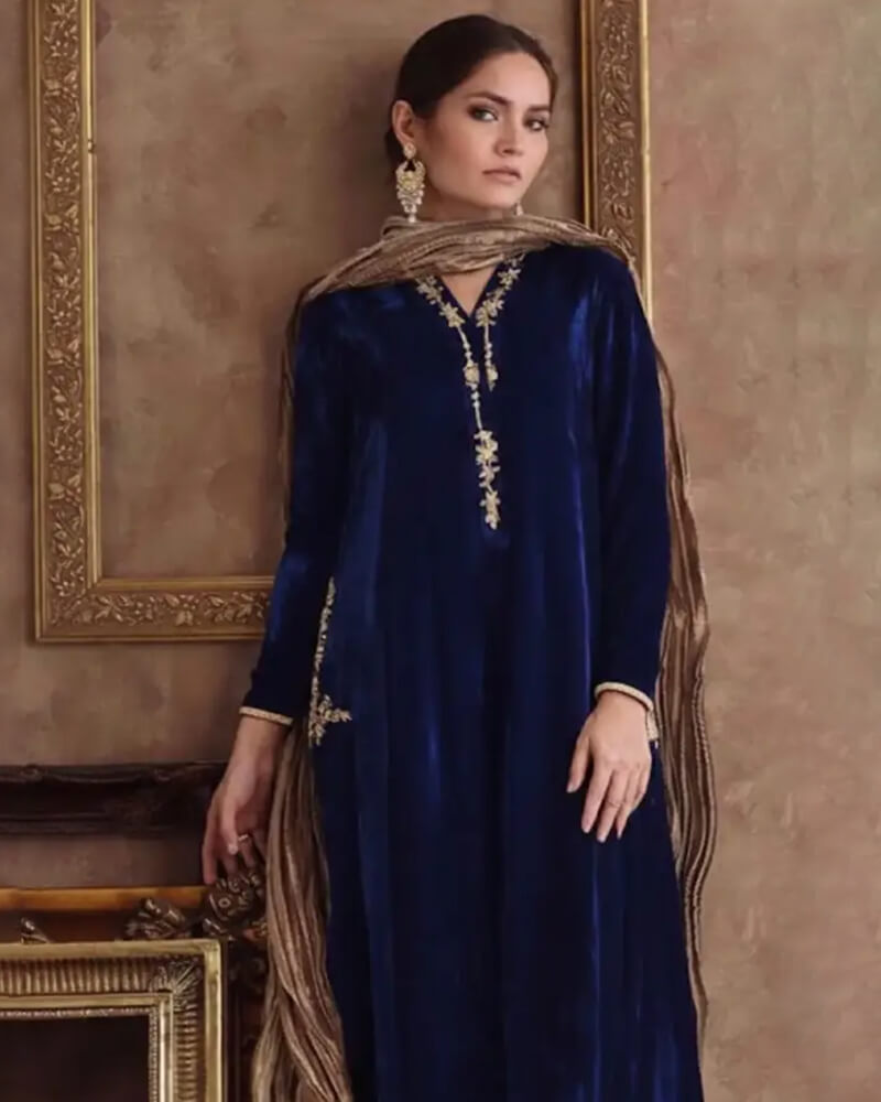 Eva Velvet Luxe