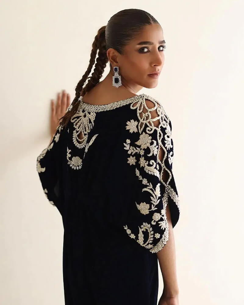 Zardozi kaftan by Alizay Saad