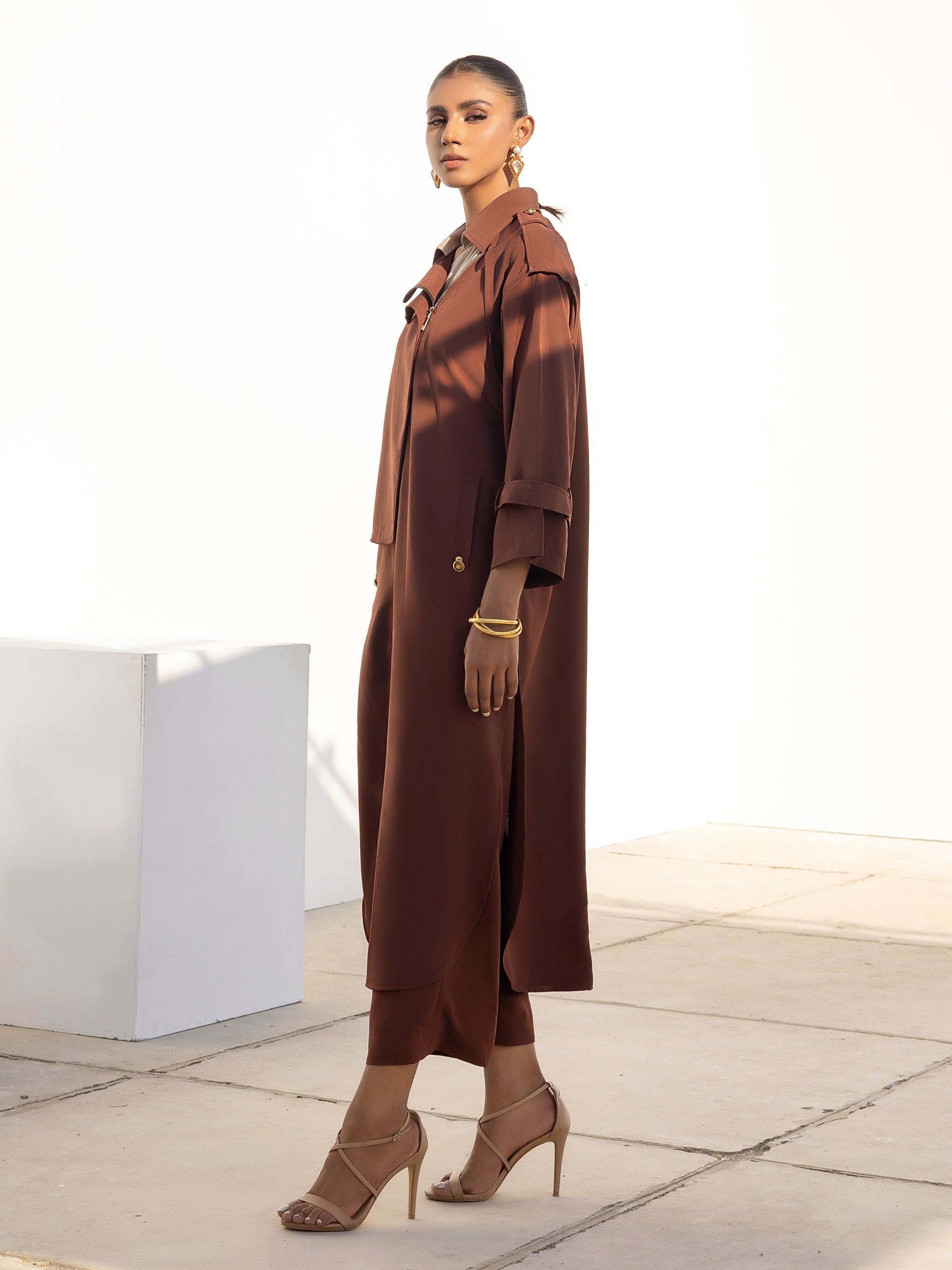 Inara - Brown